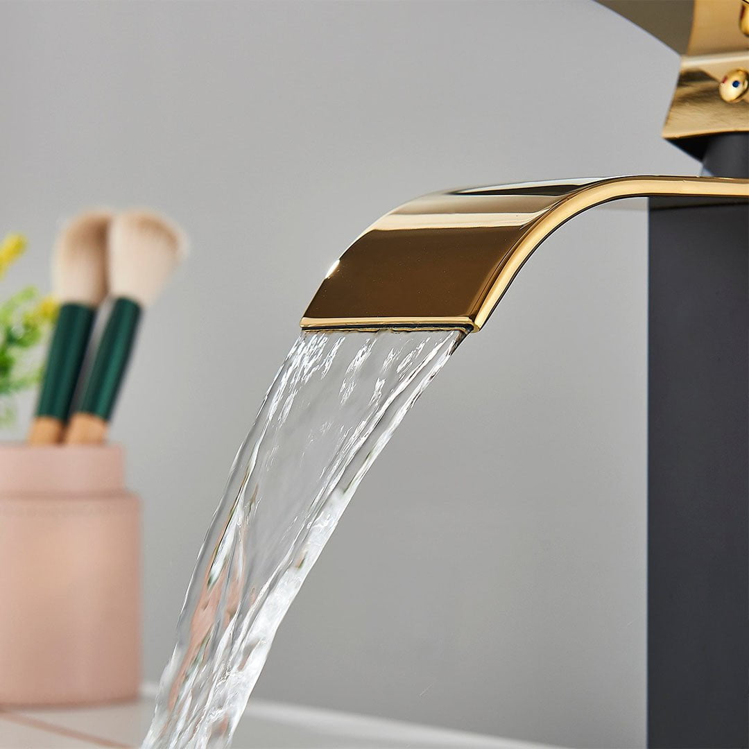 Bateria pentru lavoar, curgere tip cascada, auriu lucios/negru mat, cod 1634