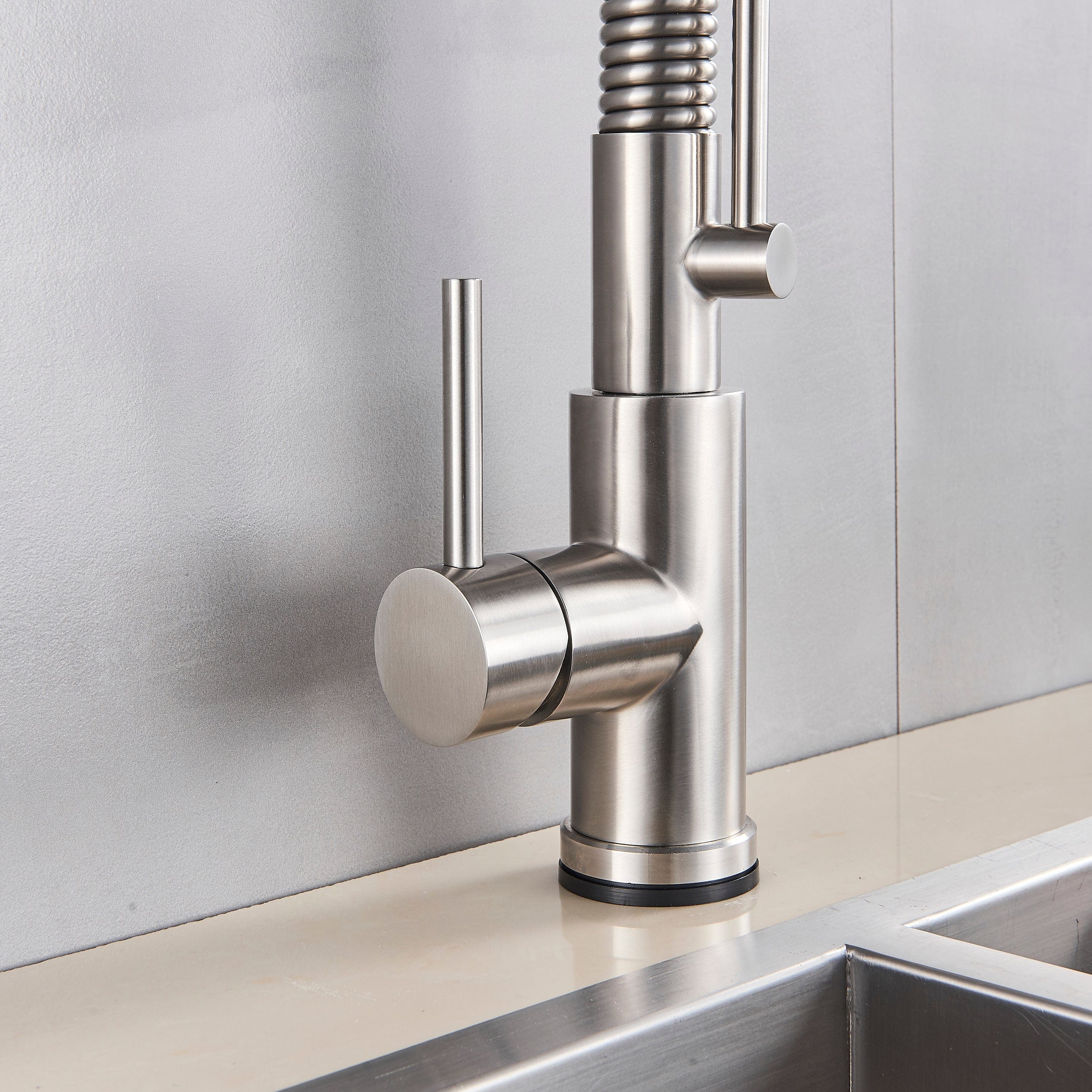 Bateria profesionala pentru bucatarie Heim Chrome, cu 2 functii de curgere, dus extractibil, senzor tactil de pornire/oprire, argintiu nichelat, cod 1392