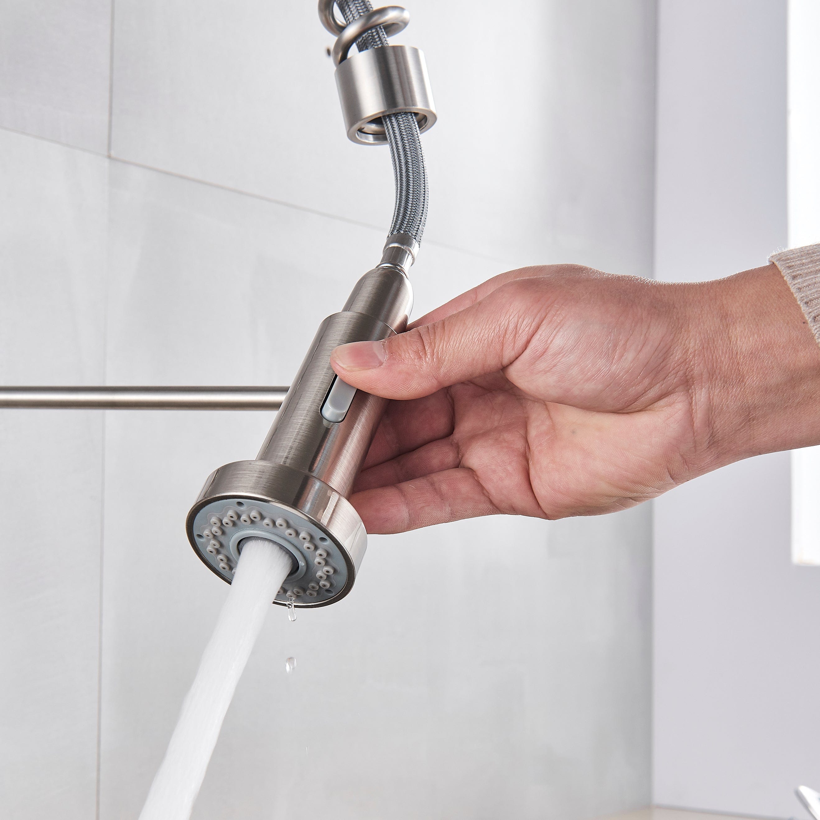 Bateria profesionala pentru bucatarie Heim Chrome, cu 2 functii de curgere, dus extractibil, senzor tactil de pornire/oprire, argintiu nichelat, cod 1392