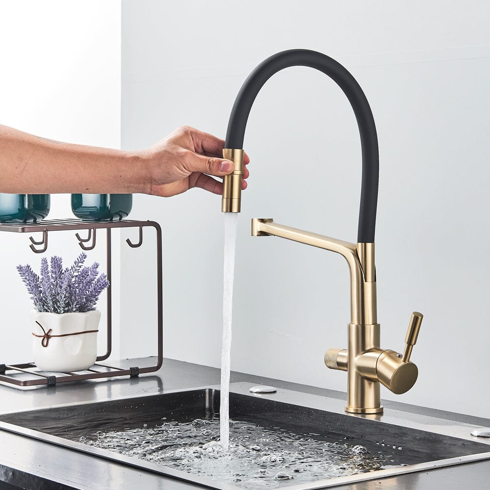 Baterie bucatarie cu 3 cai pentru filtru de purificare și 2 funcții de curgere a apei, auriu cu negru, cod 1533