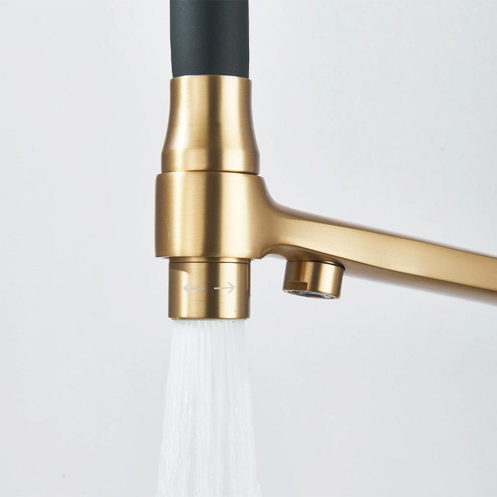 Baterie bucatarie cu 3 cai pentru filtru de purificare si 2 functii de curgere a apei, auriu/negru, cod 1667