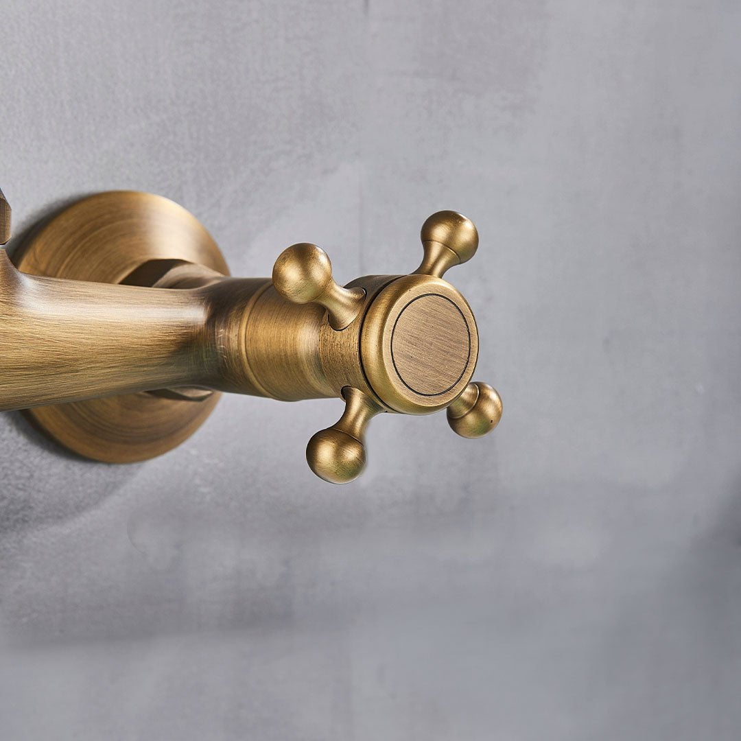 Baterie cu montare pe perete in stil victorian, auriu periat, cod 1630