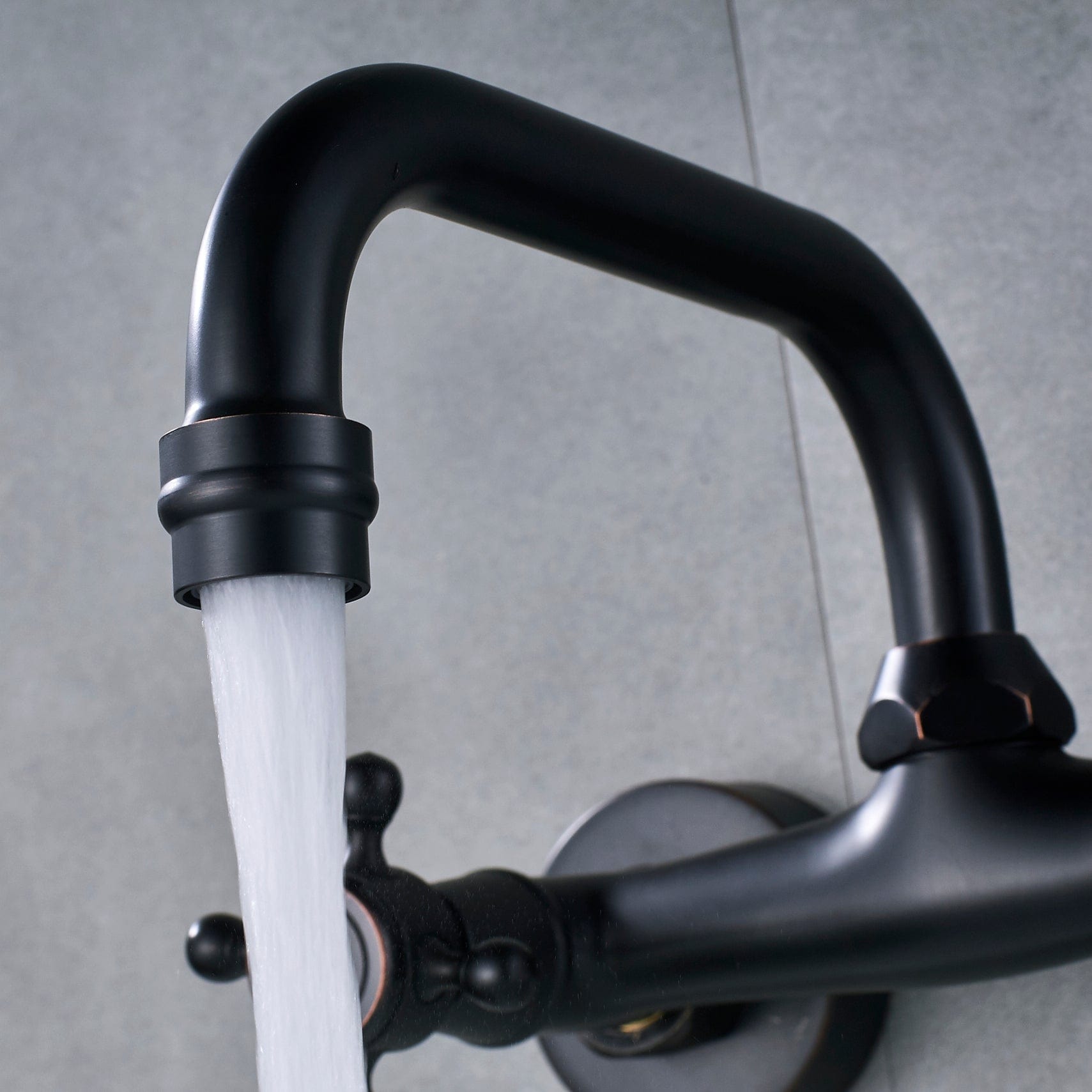 Baterie cu montare pe perete in stil victorian, cu doua manere, negru mat, cod 1294