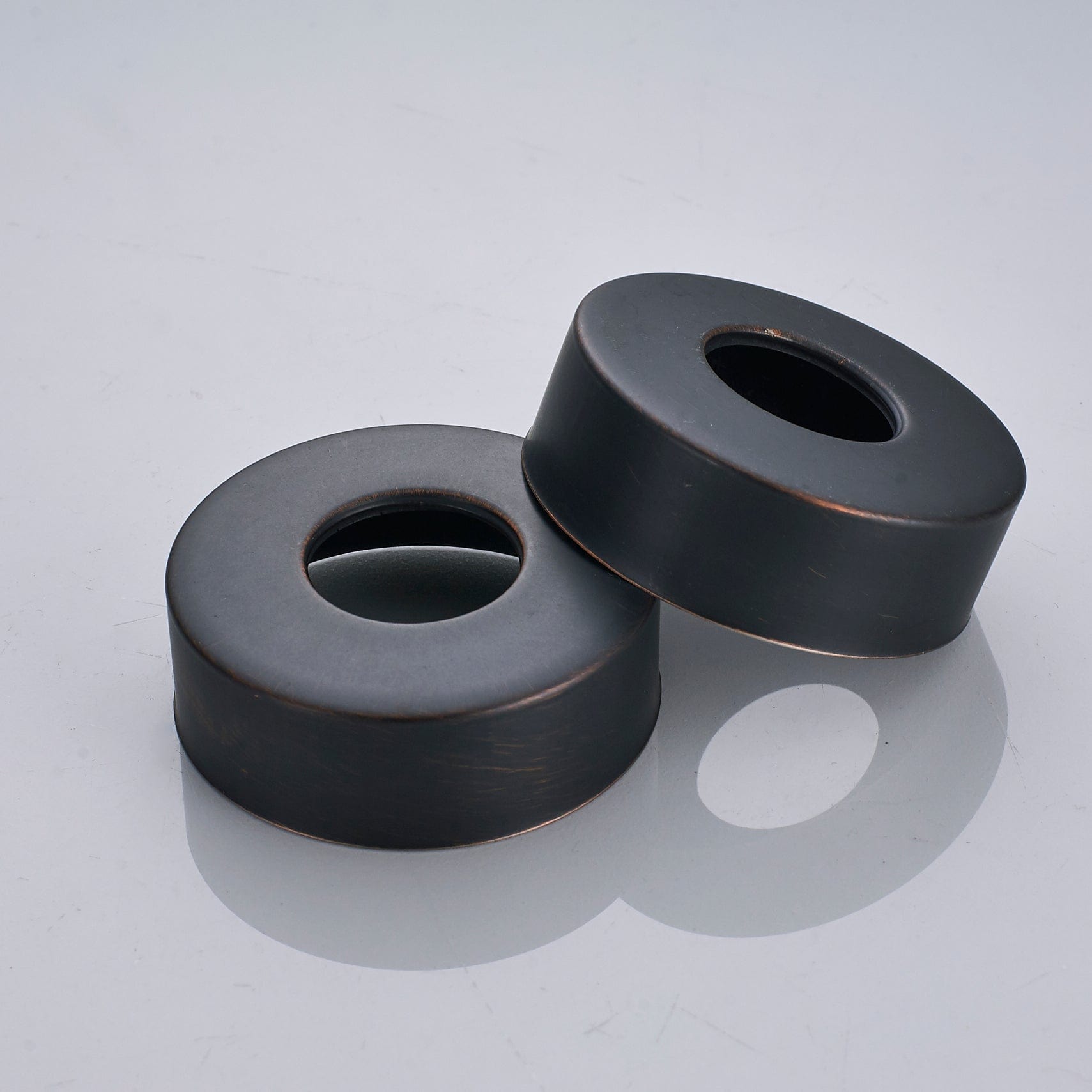 Baterie cu montare pe perete in stil victorian, cu doua manere, negru mat, cod 1294