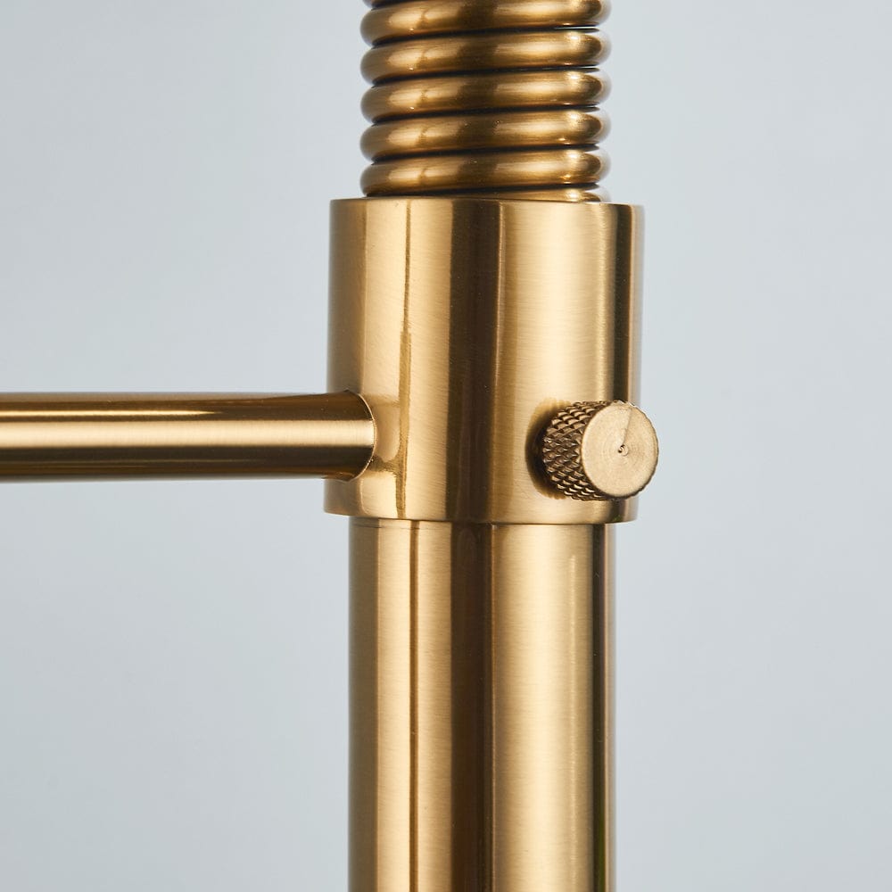 Baterie de bucatarie, auriu nichelat cu negru, cu 2 functii de curgere si dus extractibil, cod 1551