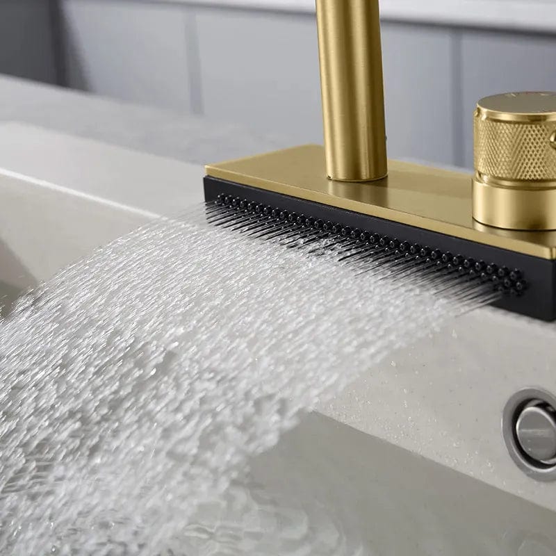 Baterie de bucătărie cu sistem de curgere tip cascadă, auriu