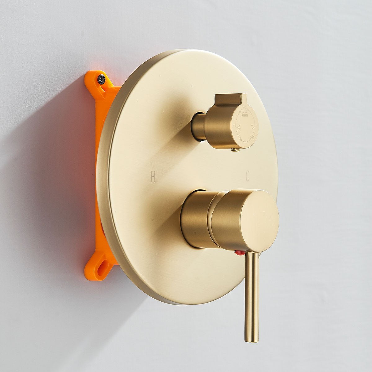 Baterie de cada incastrata, cu dus de mana, finisaj auriu nichelat (semi-lucios), cod 1336