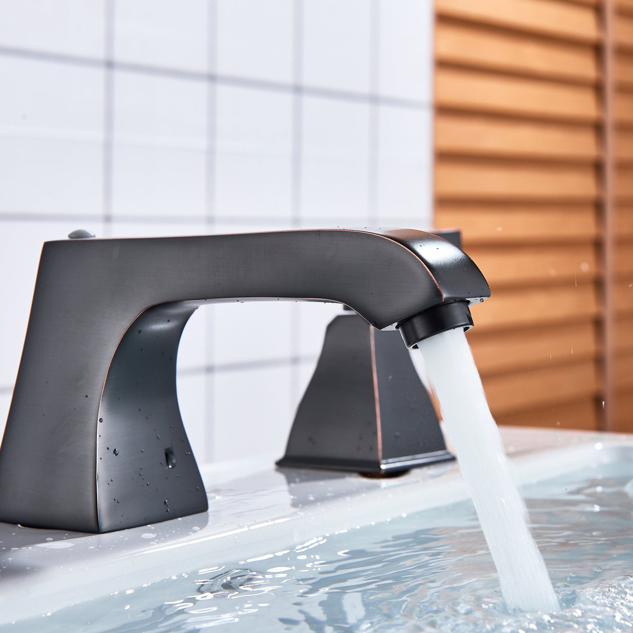 Baterie de lavoar cu design minimalist, doua manere, negru mat, cod 1308