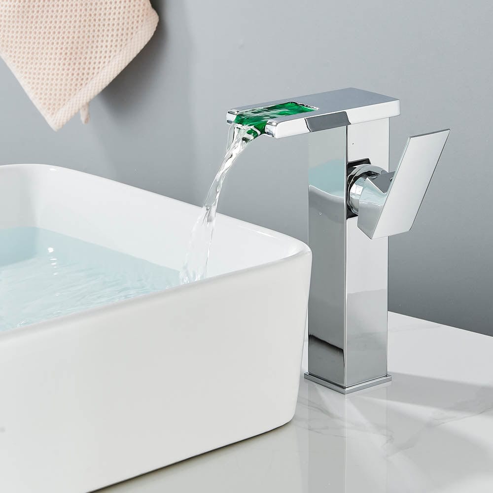 Baterie lavoar cu led, tip cascada, argintiu, cod 1490