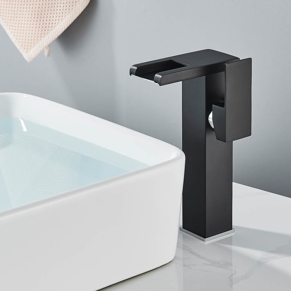 Baterie lavoar cu led, tip cascada, negru mat, cod 1489