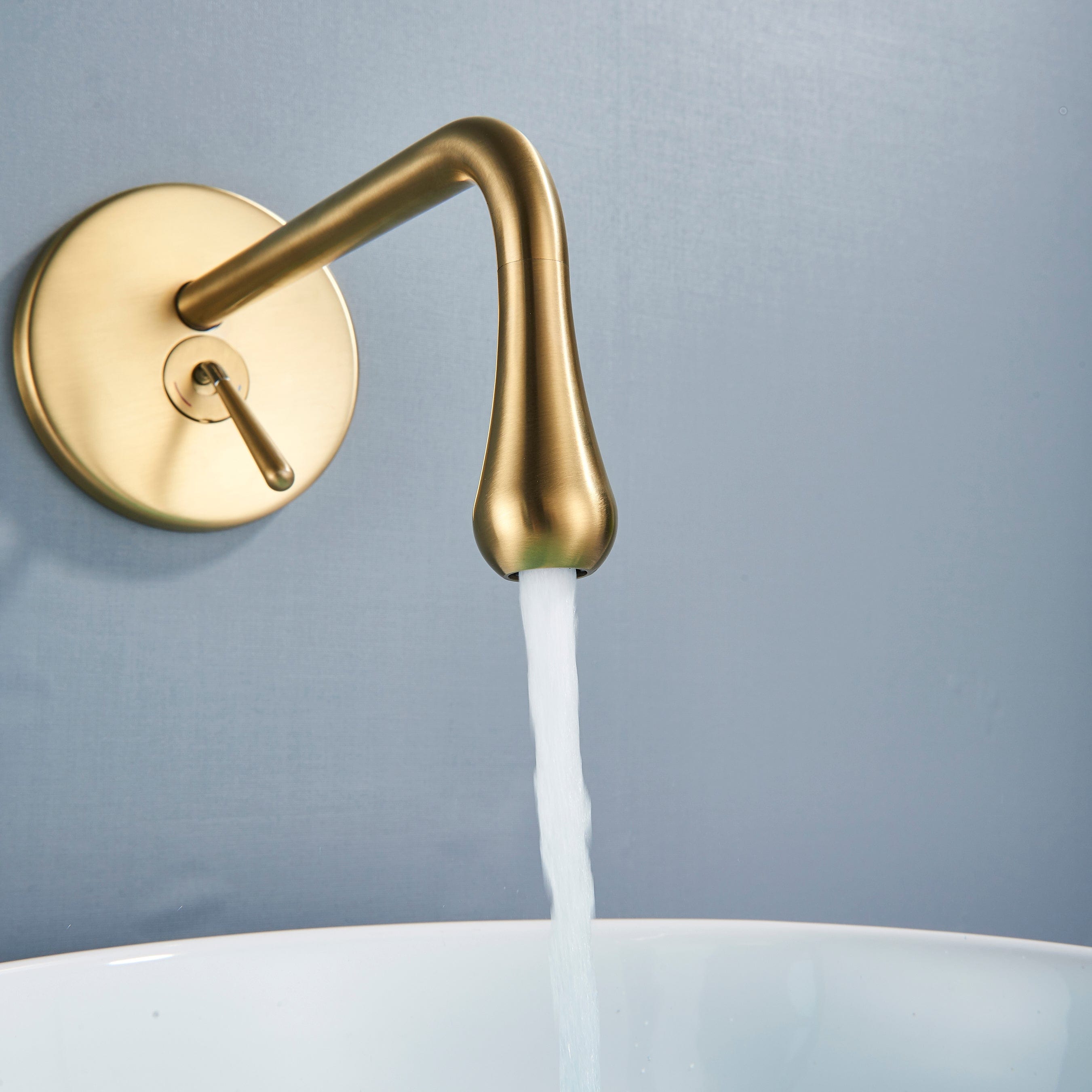 Baterie lavoar cu montare in perete, auriu nichelat, cod 1330