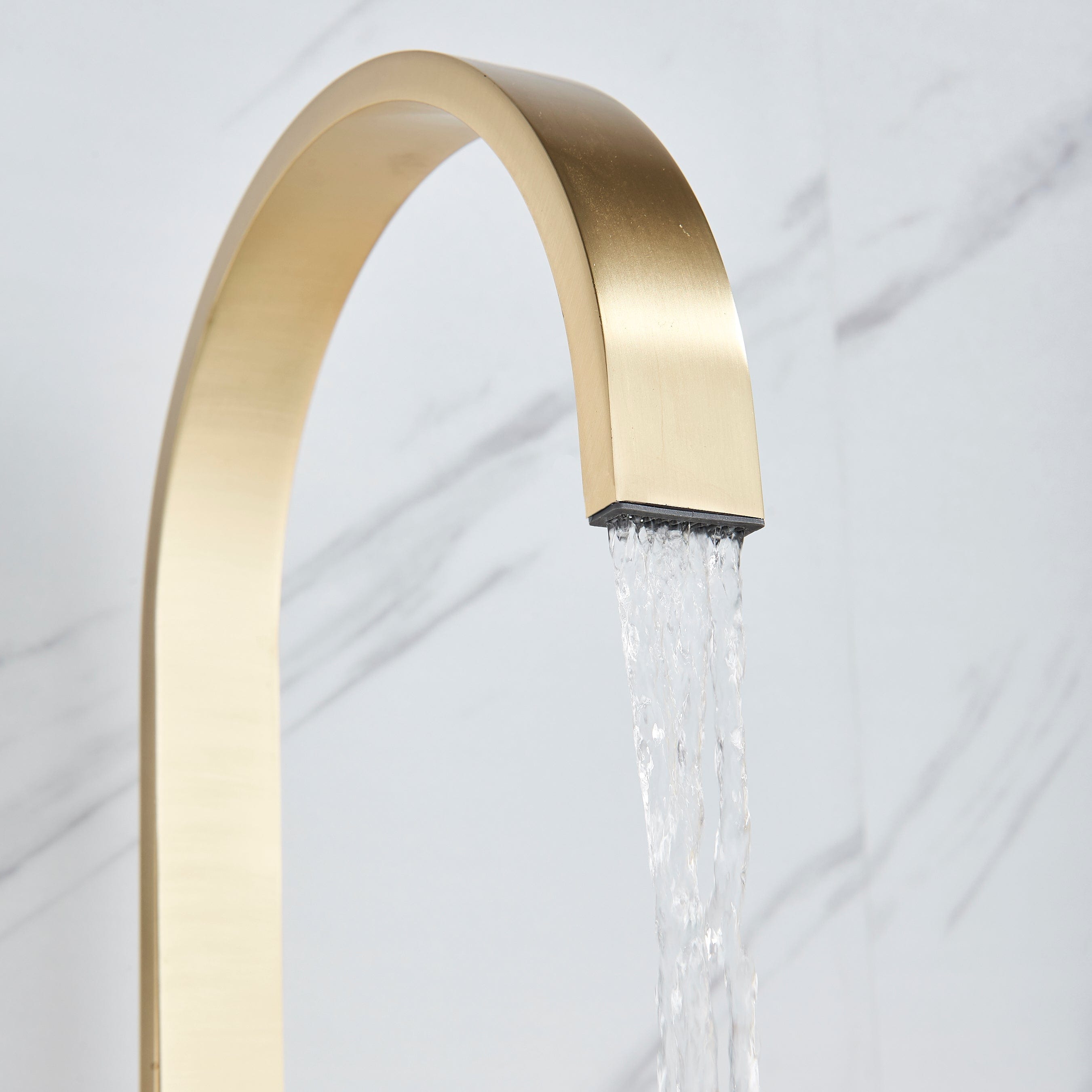 Baterie lavoar cu montare pe blat, cu monocomanda, auriu nichelat, cod 1290