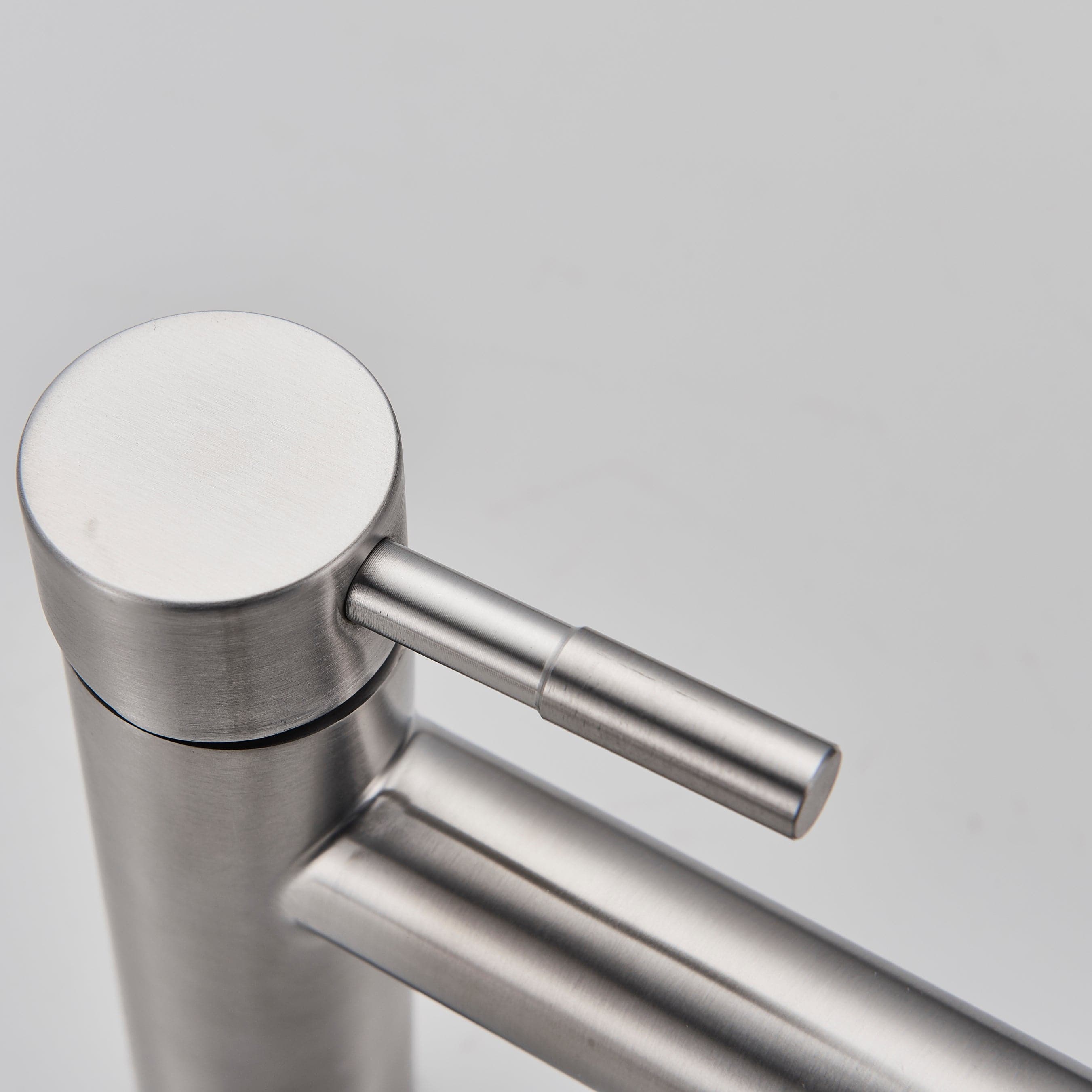 Baterie lavoar cu montare pe chiuveta, argintiu nichelat, cod 1281