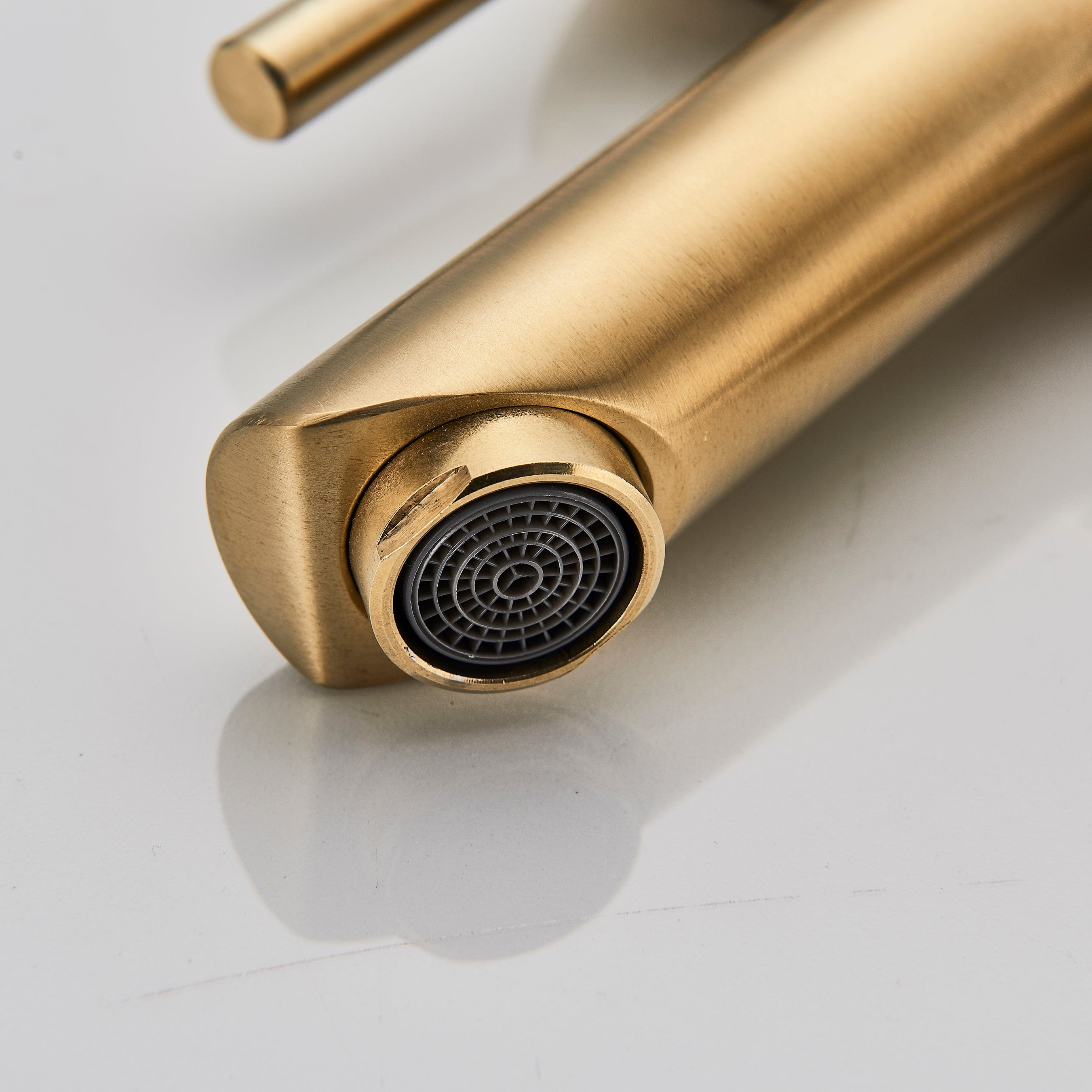 Baterie lavoar cu montare pe chiuveta, auriu nichelat, cod 1282