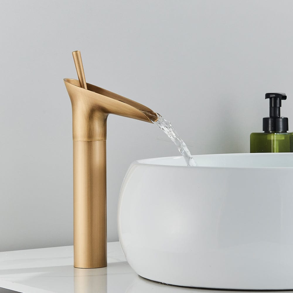 Baterie lavoar din alama, tip cascada, auriu antichizat, cod 1305