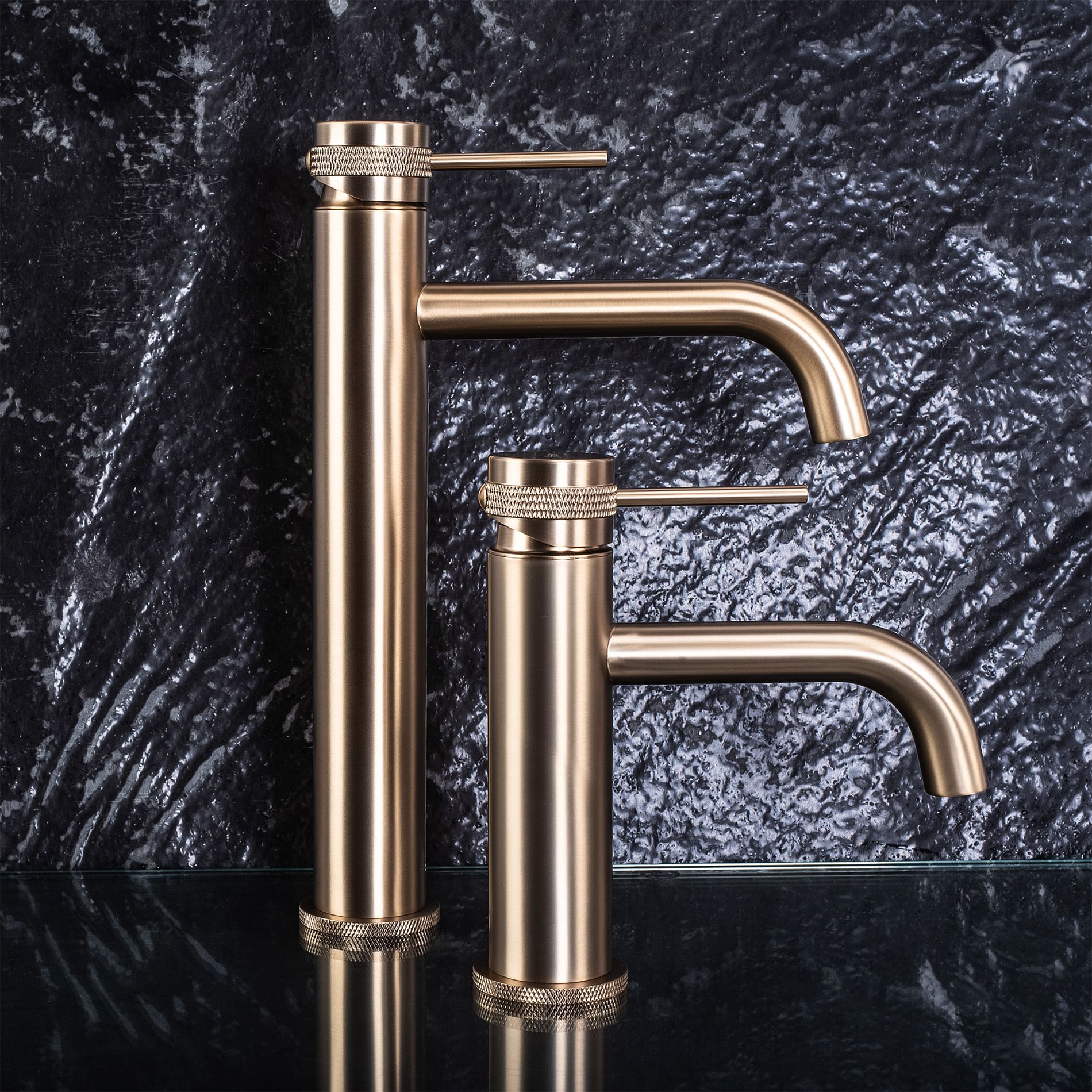 Baterie lavoar Rea Lungo Grip, auriu periat
