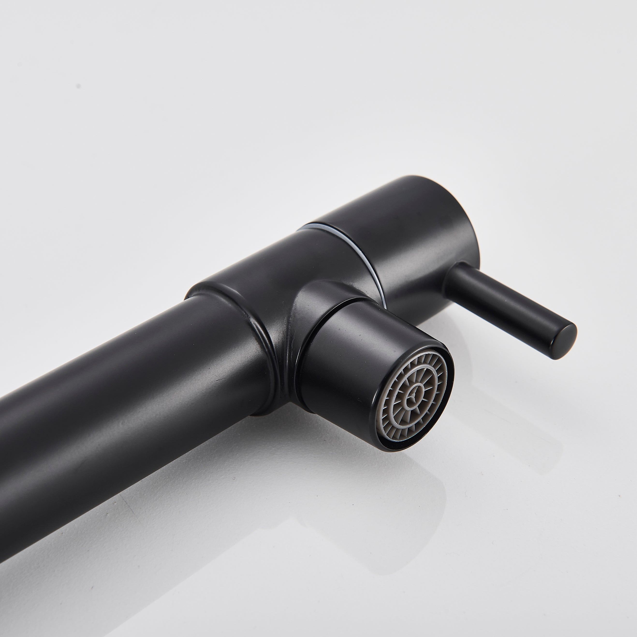 Baterie profesionala cu dus detasabil si 2 functii de curgere a apei, negru mat, cod 1209