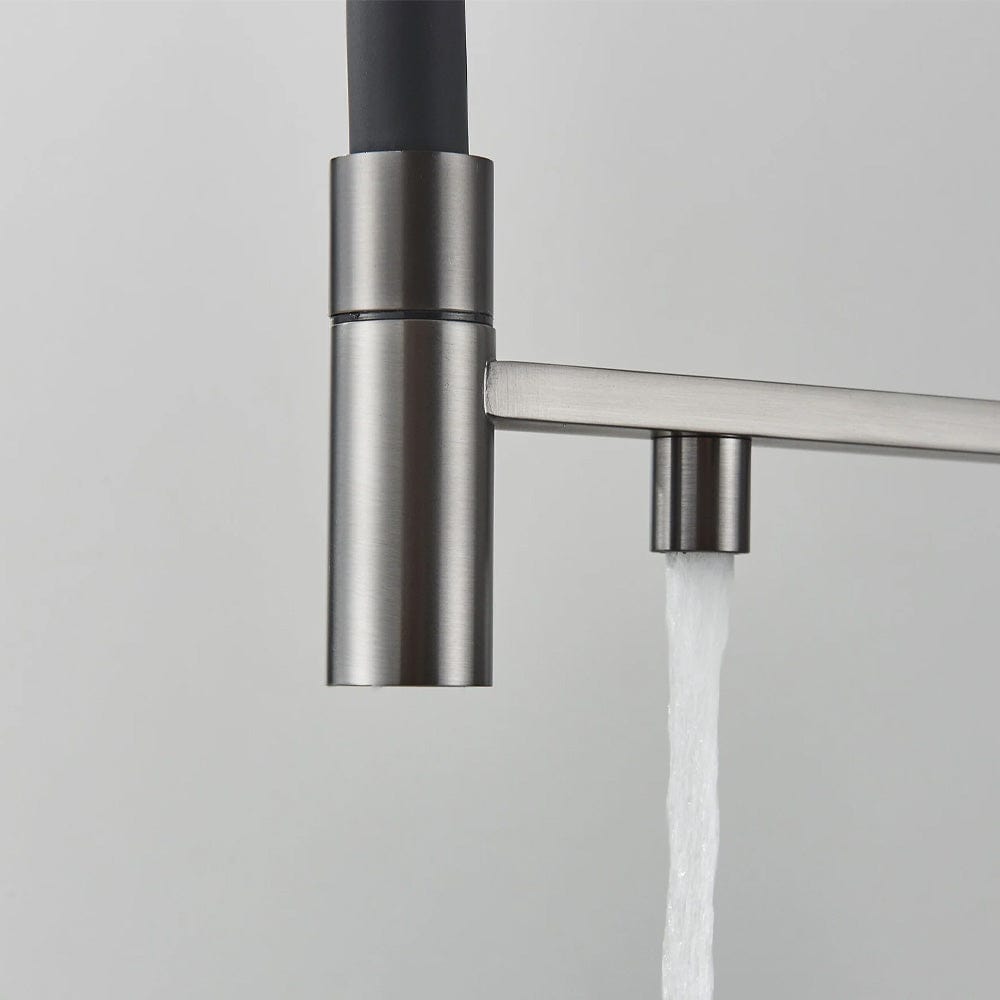 Baterie profesionala de bucatarie, cu dus flexibil, pipa pentru apa filtrata, argintiu/negru, cod 1669