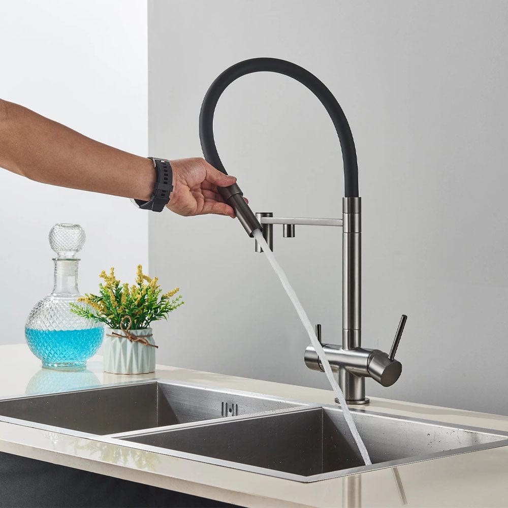 Baterie profesionala de bucatarie, cu dus flexibil, pipa pentru apa filtrata, argintiu/negru, cod 1669