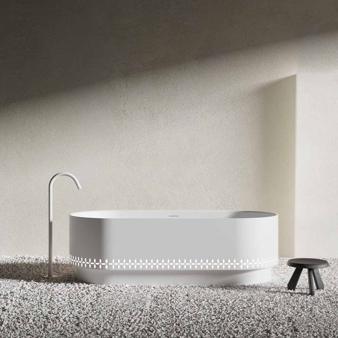 Cada de baie, freestanding, 1700x780x550 mm, alb, din compozit, ovala, finisaj mat, MonBlari