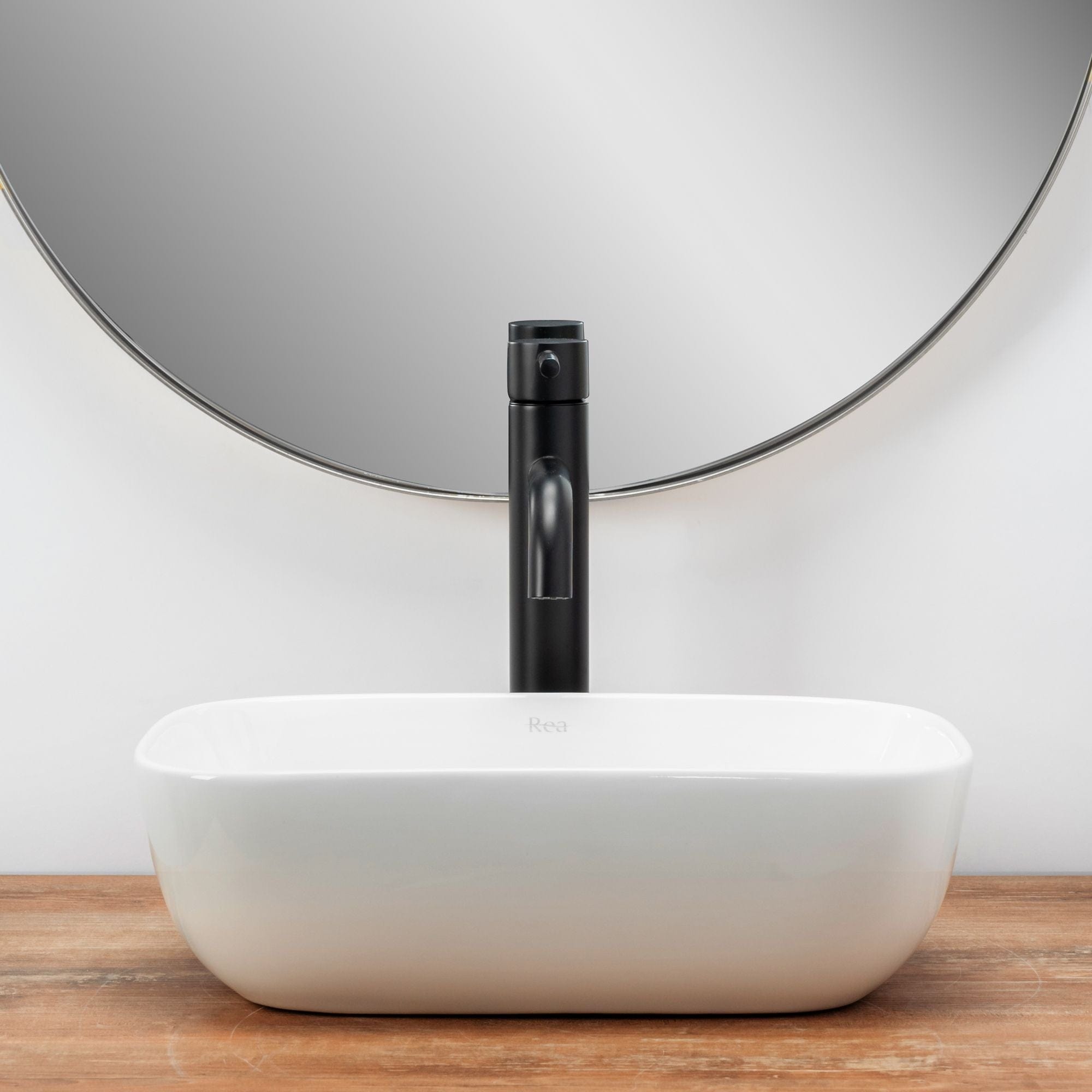 Lavoar pe blat ceramic Rea Belinda Mini , latime de 25.5 cm, alb