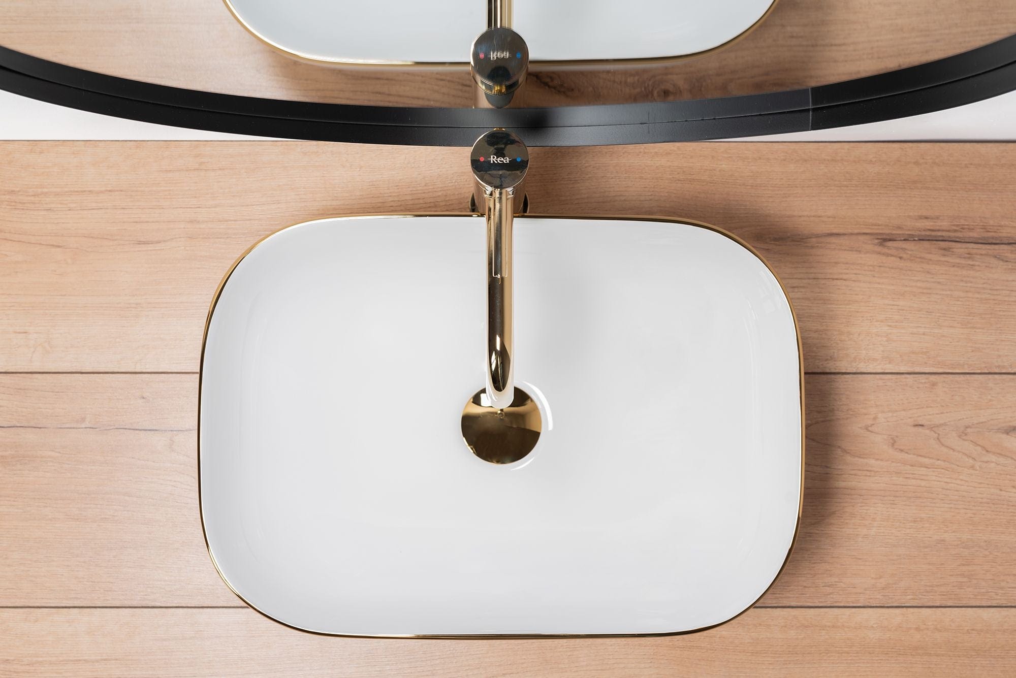 Lavoar pe blat Rea Belinda alb cu margini aurii