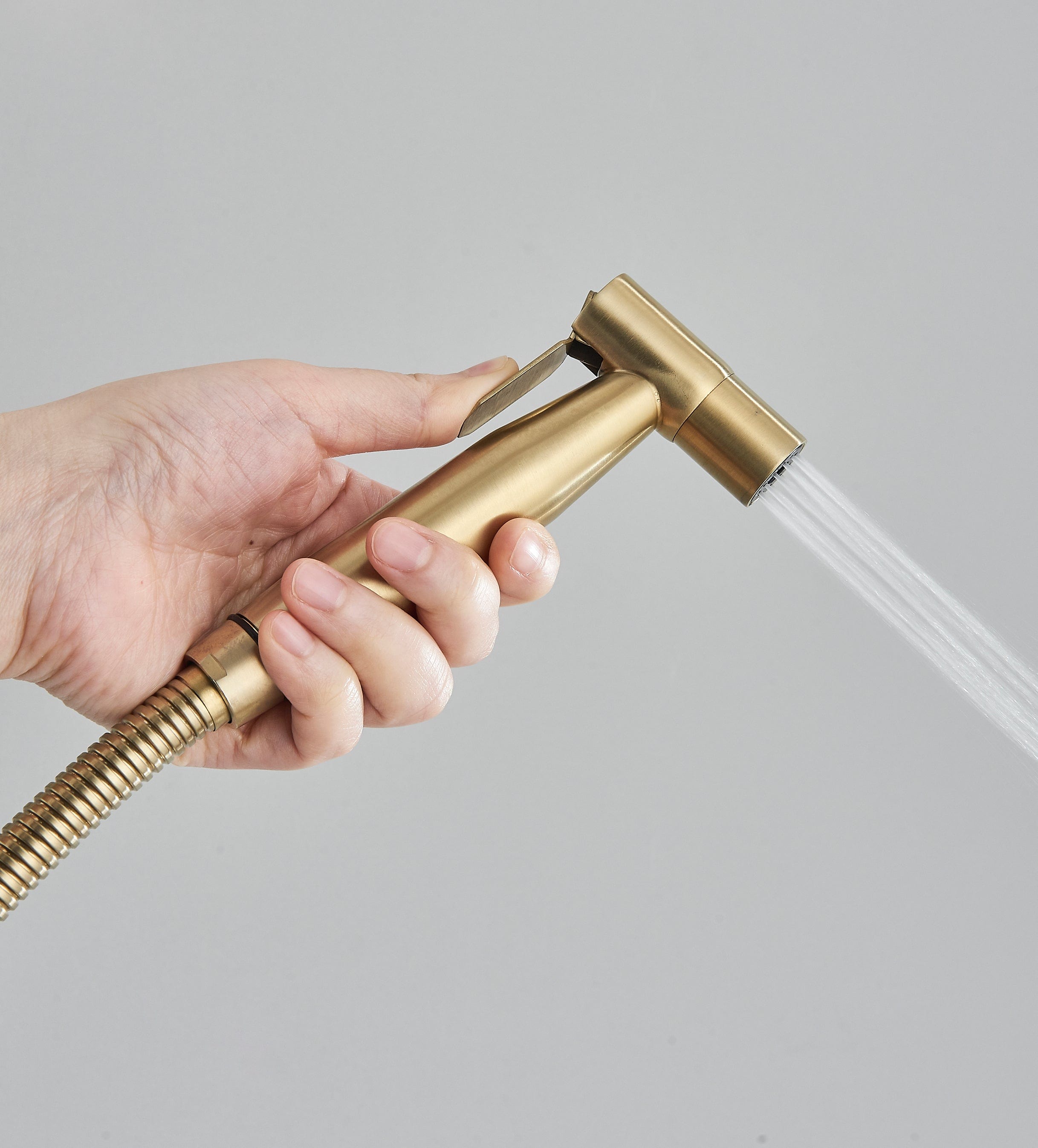 Robinet tip dus intim, auriu, cod 1581