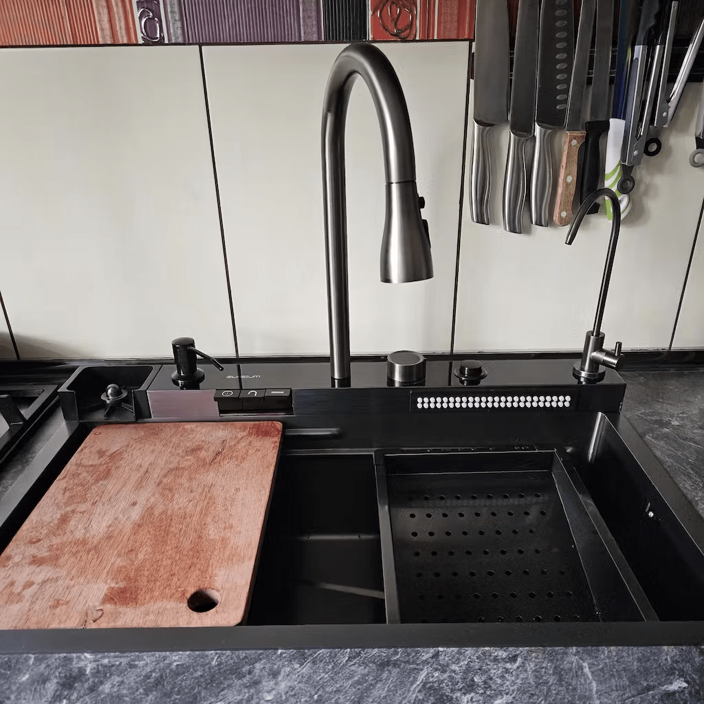 Set chiuvetă bucătărie, multifuncțională, baterie cu duș de pulverizare extractibil, 3 funcții de curgere, display digital și baterie specială pentru apă purificată + accesorii incluse, COD 1001