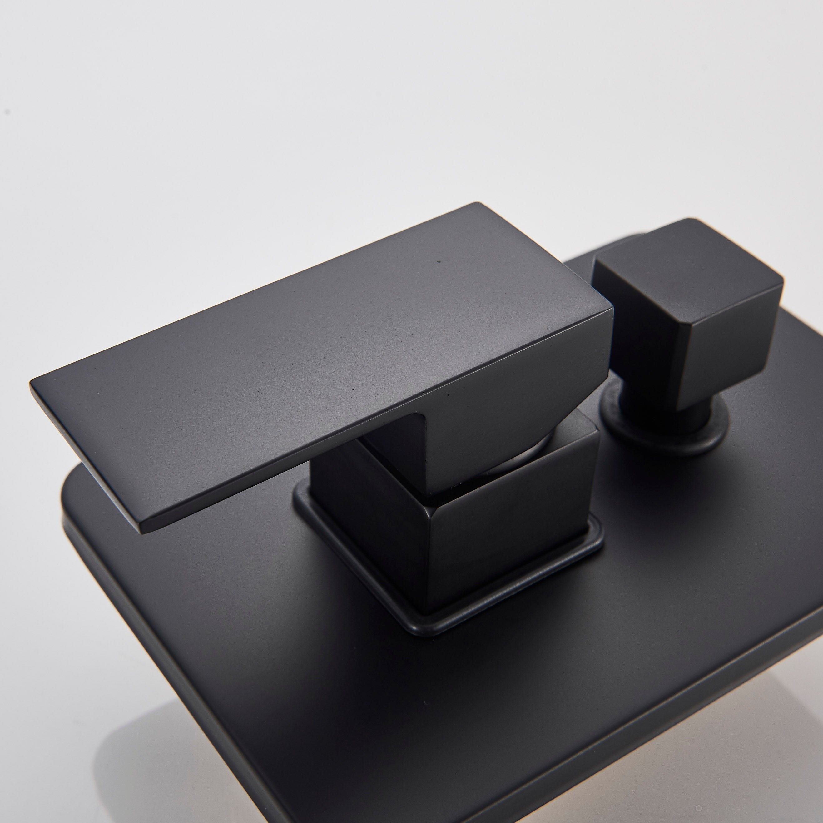 Set de dus negru incastrabil in tavan, cu para patrata 30 cm, 3 functii de curgere a apei, cod 1402