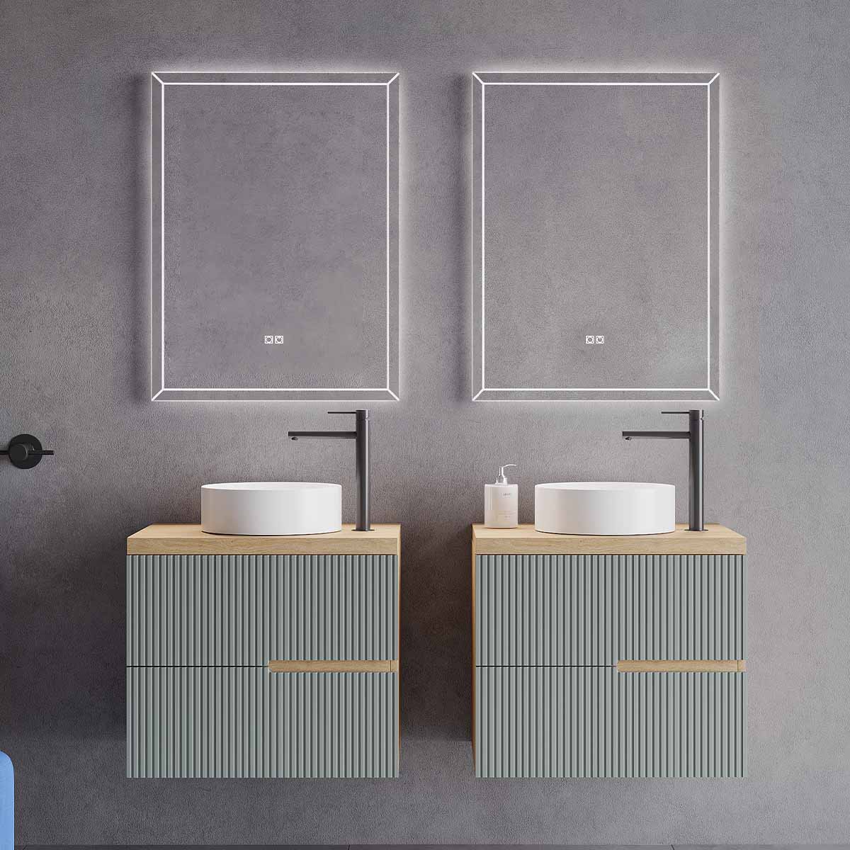 Set mobilier baie dublu suspendat verde salvie cu imitatie lemn, lavoar alb pe blat si oglinda, cu riflaje cannetatto, 120 cm, SaviniDue Eva