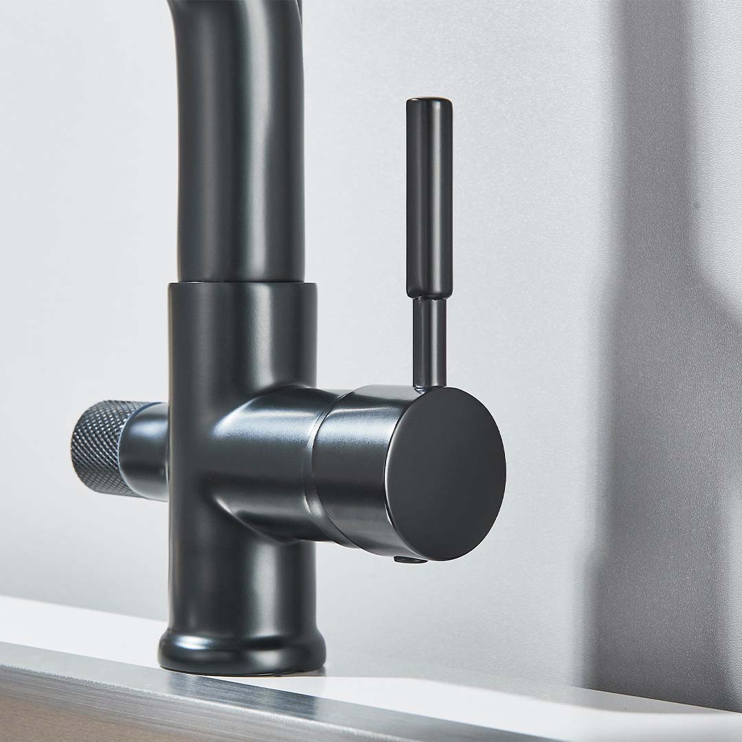 Baterie bucatarie cu 3 cai pentru filtru de purificare si 2 functii de curgere a apei, negru mat, cod 1666