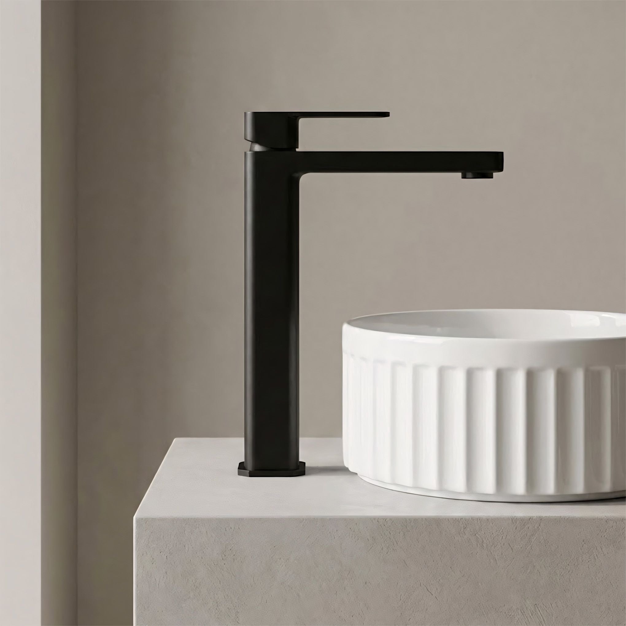 Baterie lavoar, negru mat, Rea