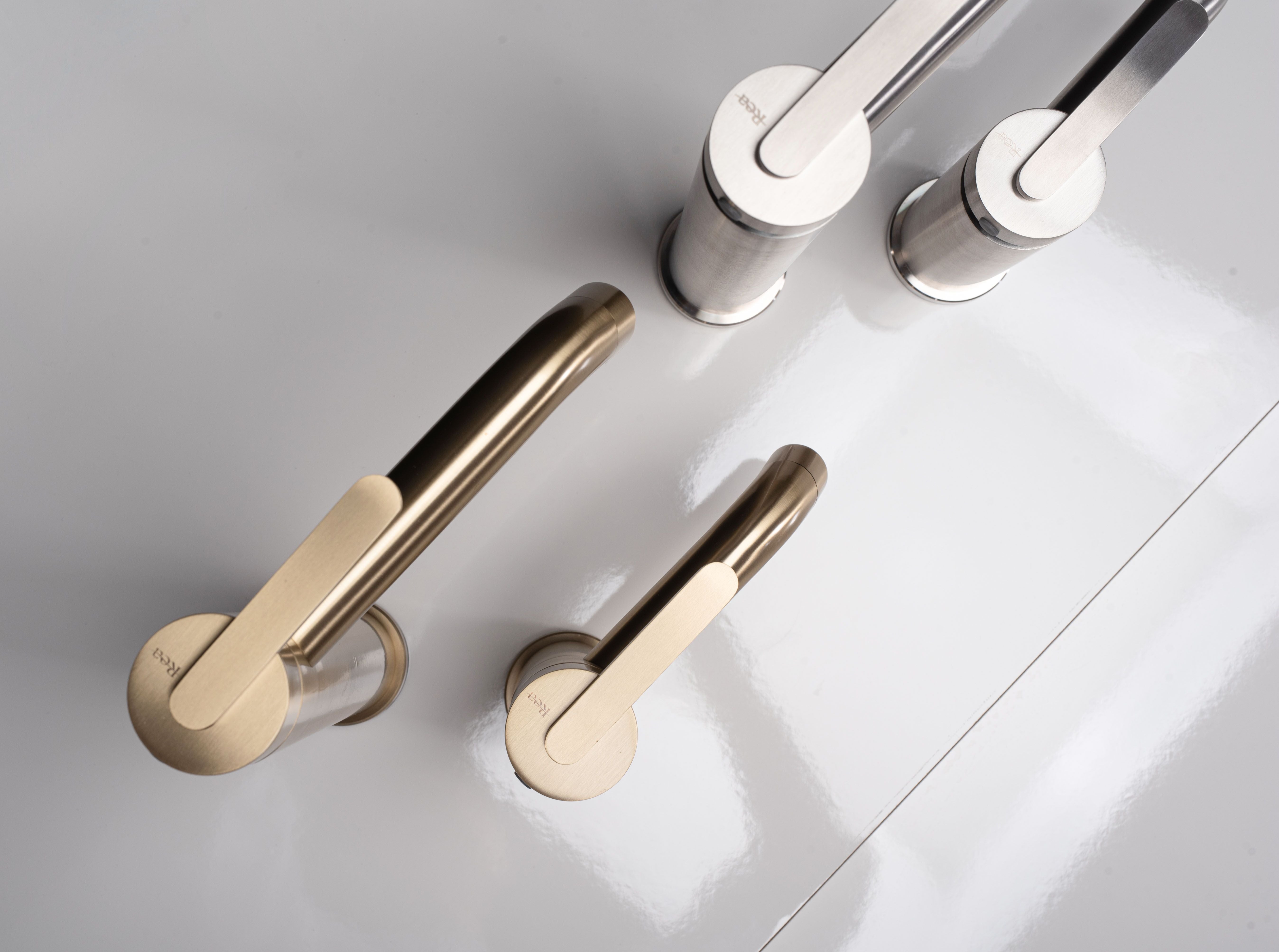 Baterie lavoar Rea Ontario, negru mat, inalta