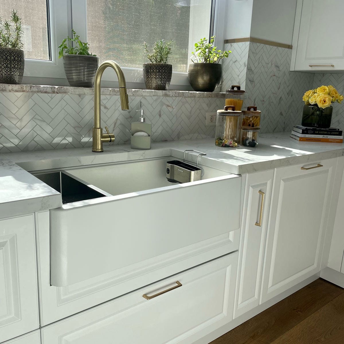 Chiuveta bucatarie granit reversibila Polar White + accesorii montaj, 838x520x240 mm, cod 6011