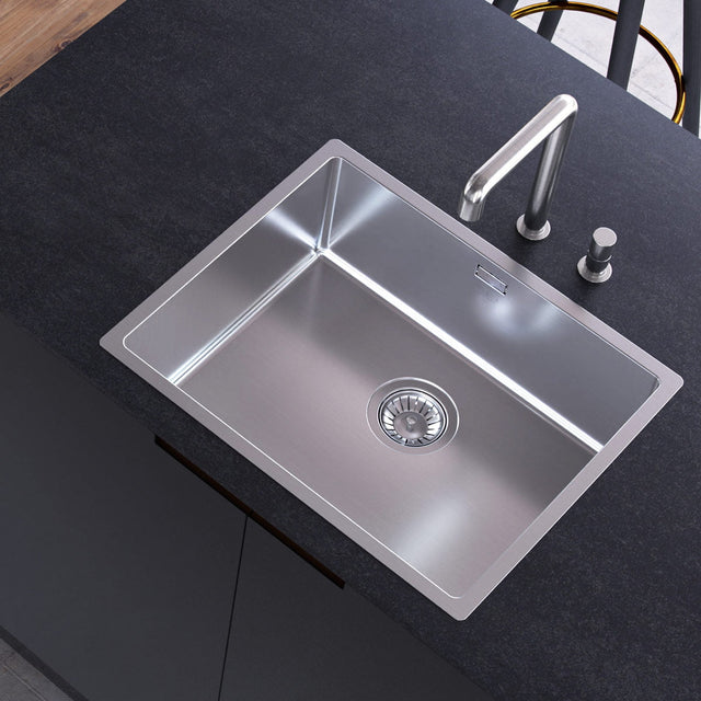 Chiuveta bucatarie inox CookingAid TASCA CANOVA CA55 cu montaj pe blat, sub blat sau la nivelul blatului+ accesorii montaj, 590x440x200mm
