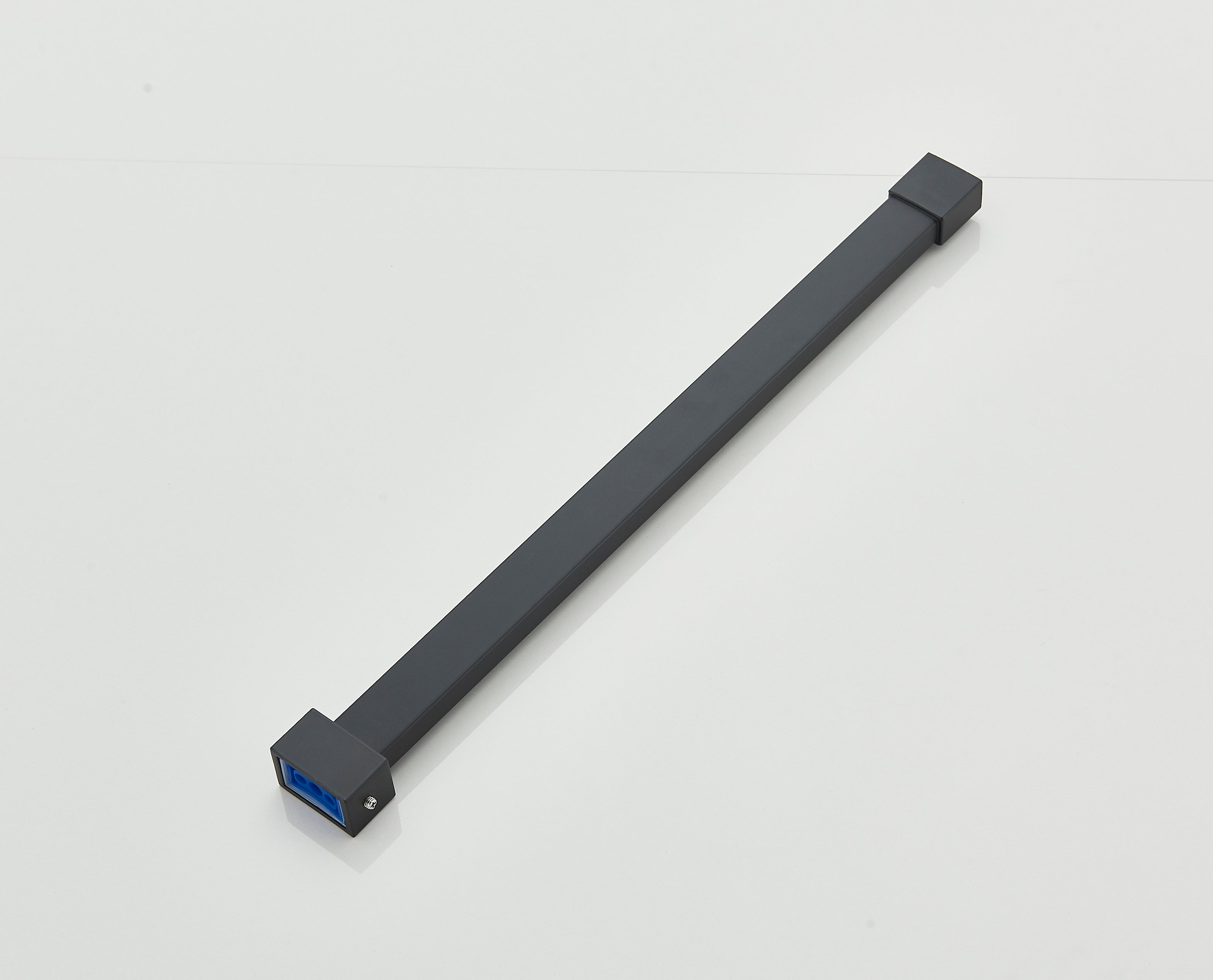 Extensie de 40 cm la coloanele de dus cu codurile 1236, 1514, 1191 negru mat, cod 1593
