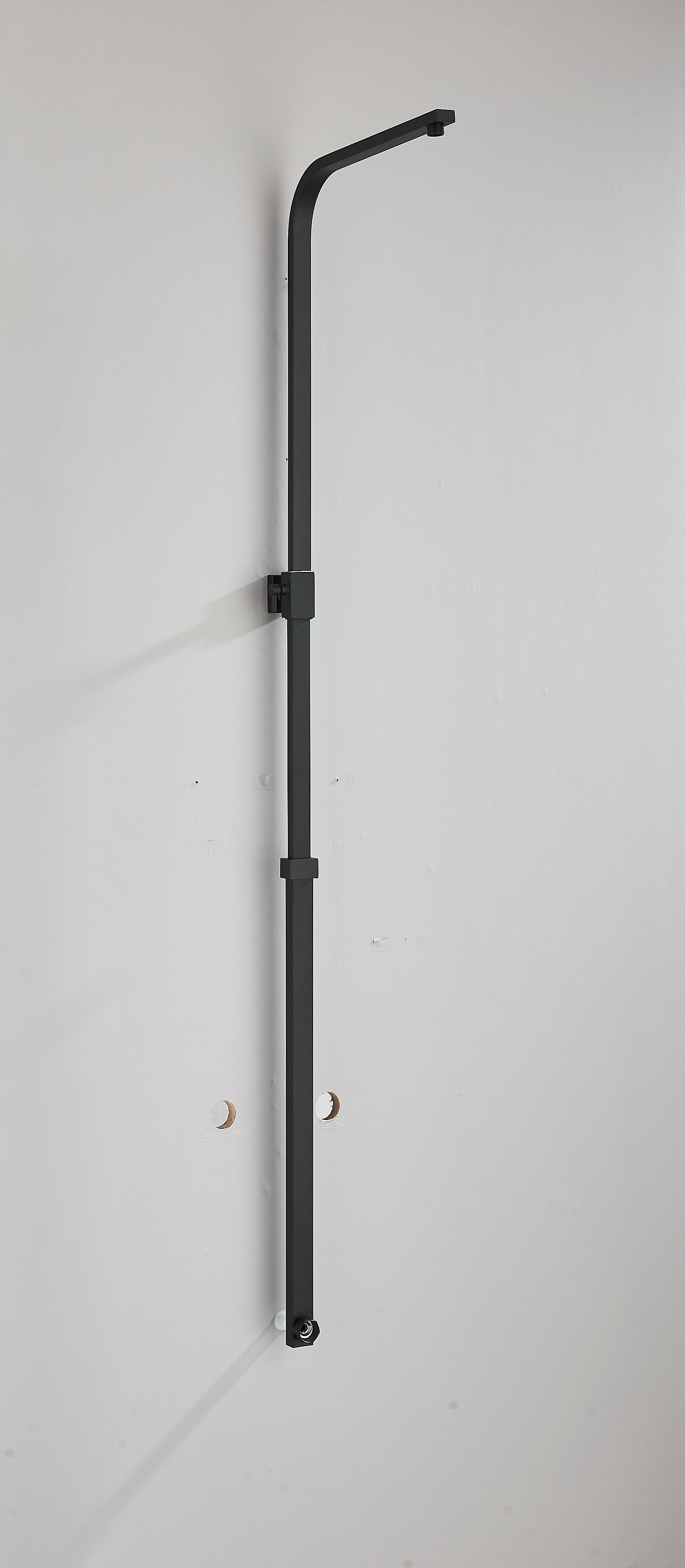 Extensie de 40 cm la coloanele de dus cu codurile 1236, 1514, 1191 negru mat, cod 1593