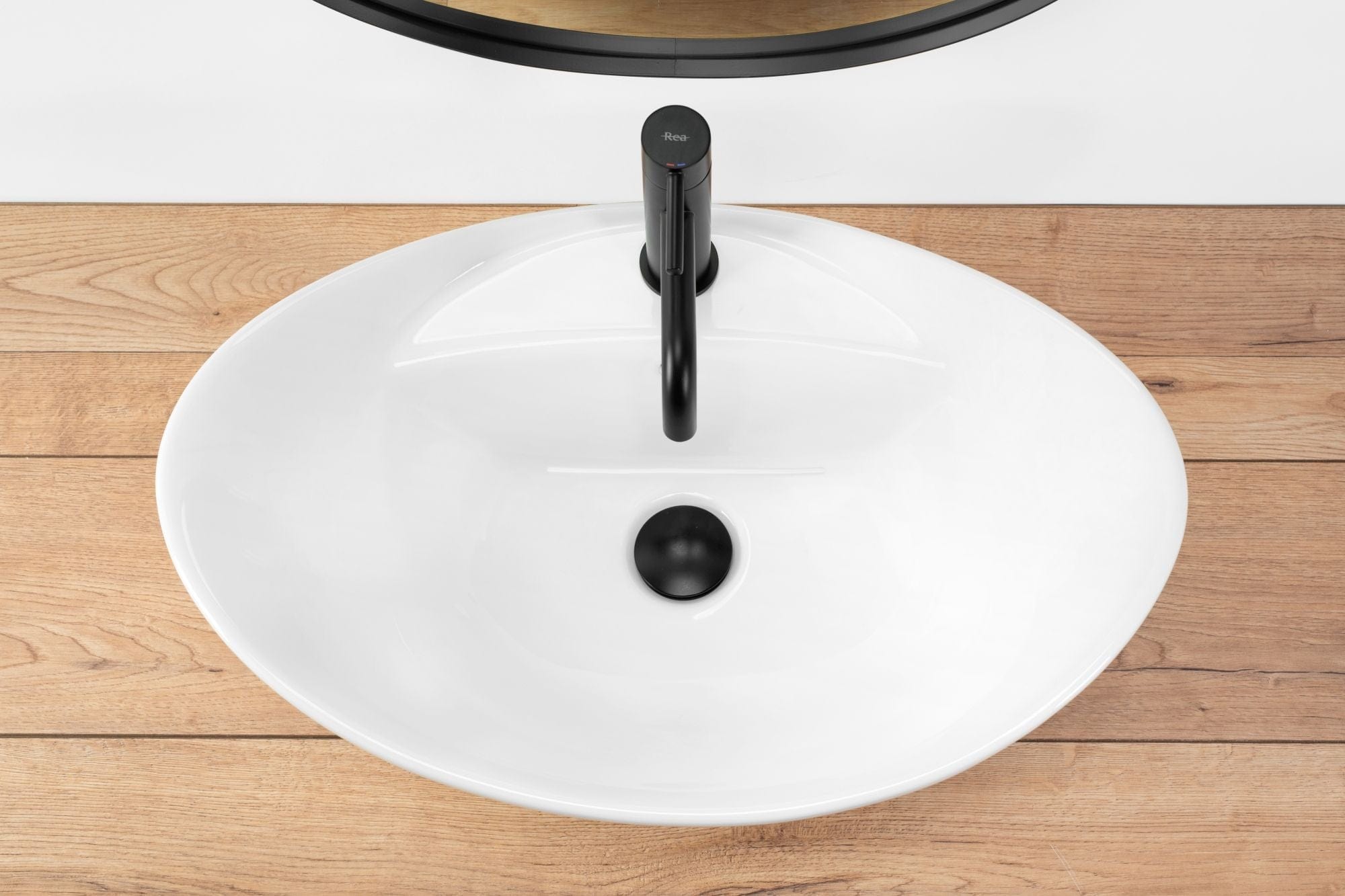 Lavoar ceramic pe blat Rea Cindy, 58.5 cm, alb