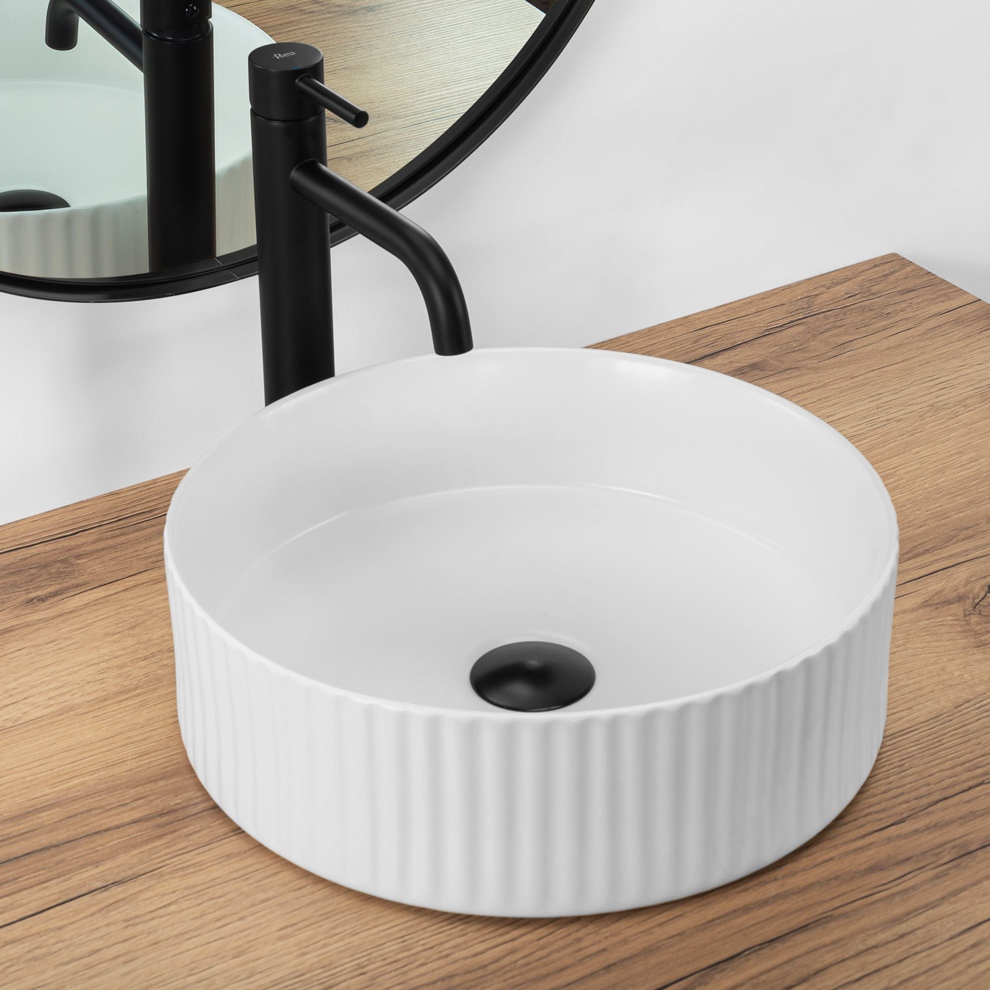 Lavoar ceramic pe blat Rea Delia, 36 cm, alb