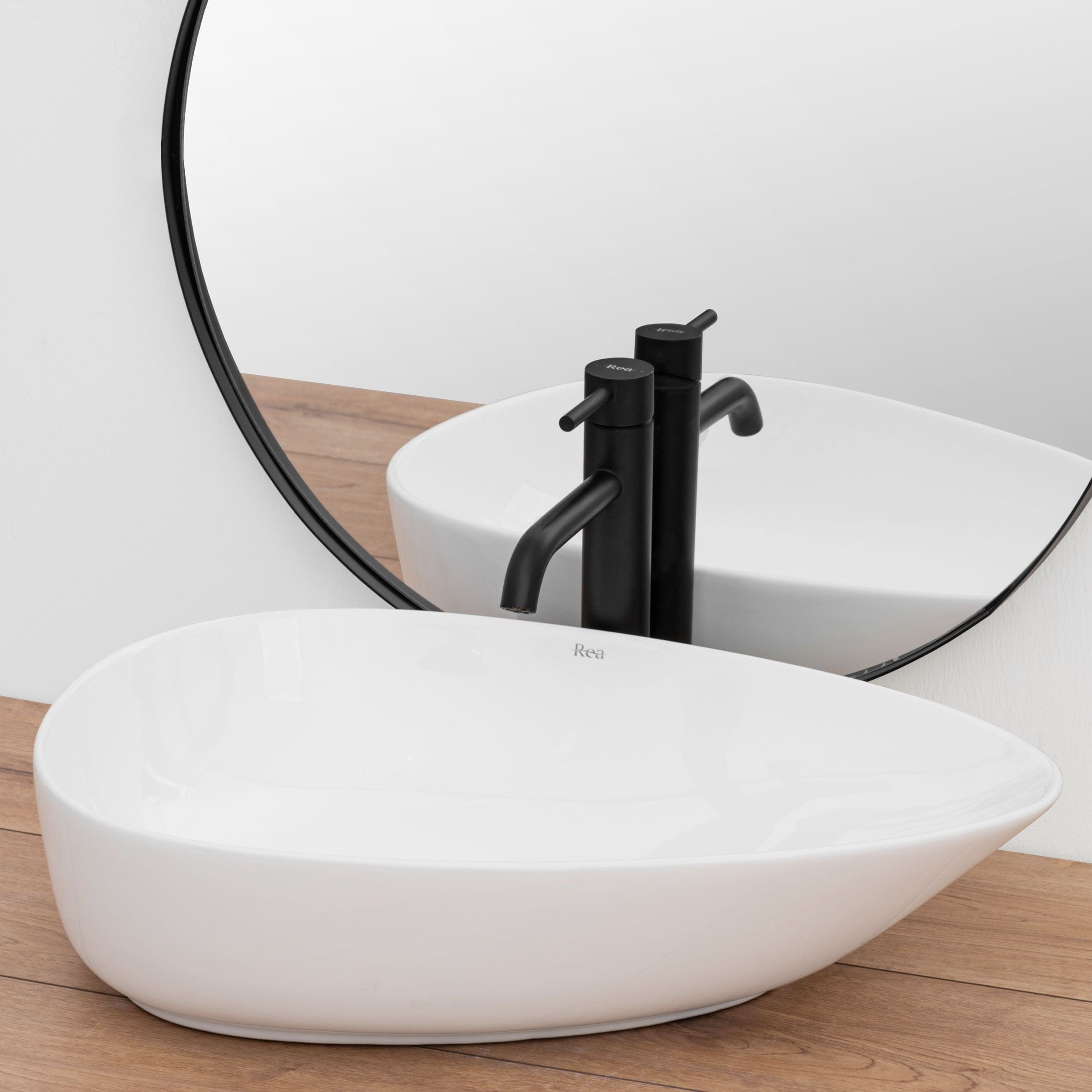 Lavoar ceramic pe blat Rea Greta, 56 cm, alb