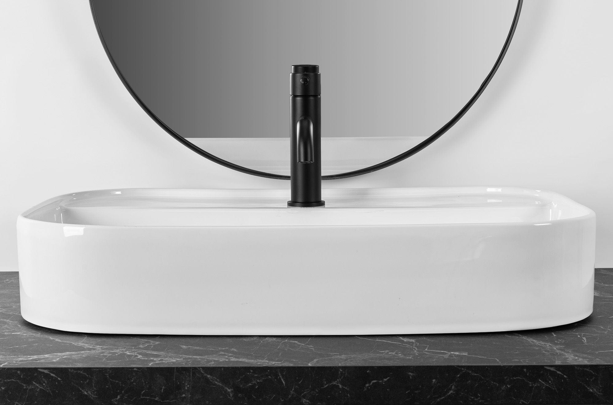 Lavoar ceramic pe blat Rea Verona, 65 cm, alb