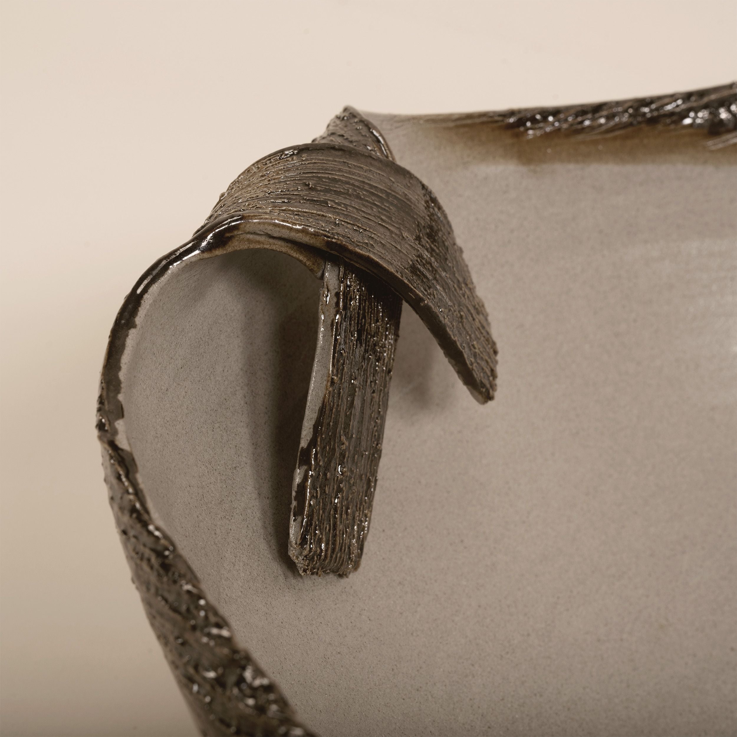 Lavoar de baie, pe blat, oval, 49 cm, bej inchis, Rea