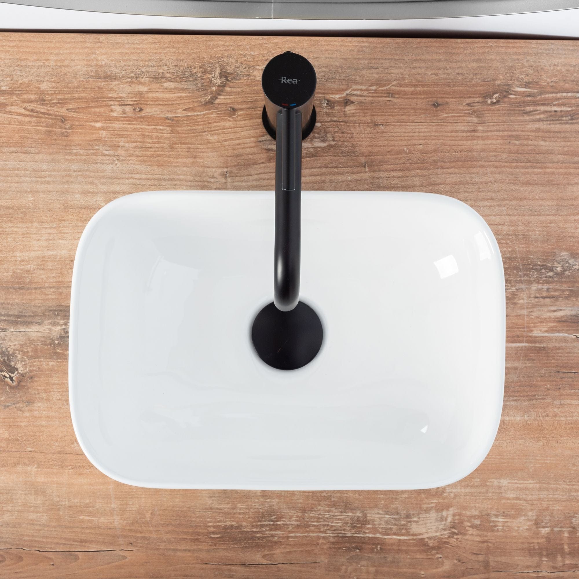 Lavoar pe blat ceramic Rea Belinda Mini , latime de 25.5 cm, alb