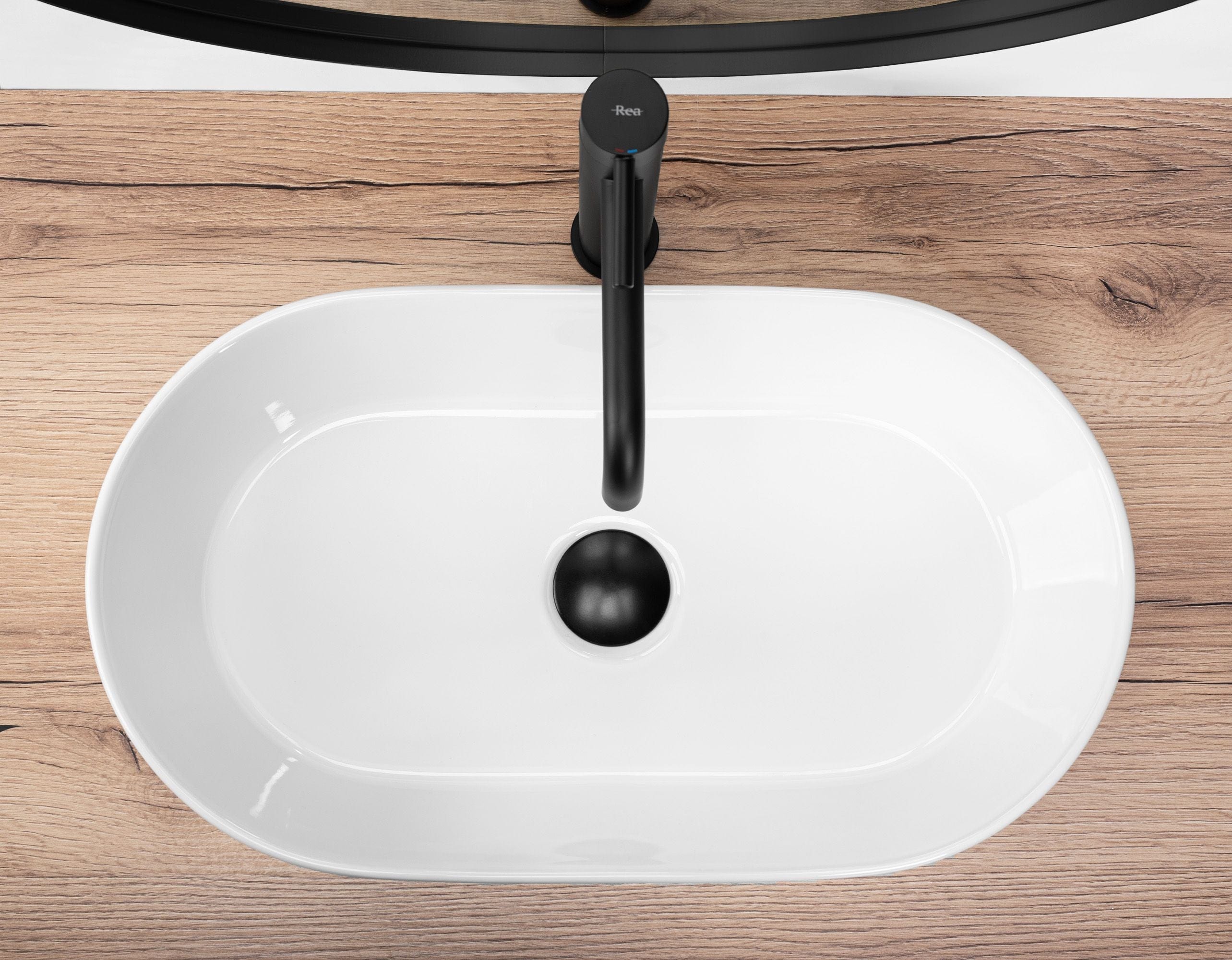 Lavoar pe blat ceramic Rea Layla 50  , latime de 30  cm,  alb