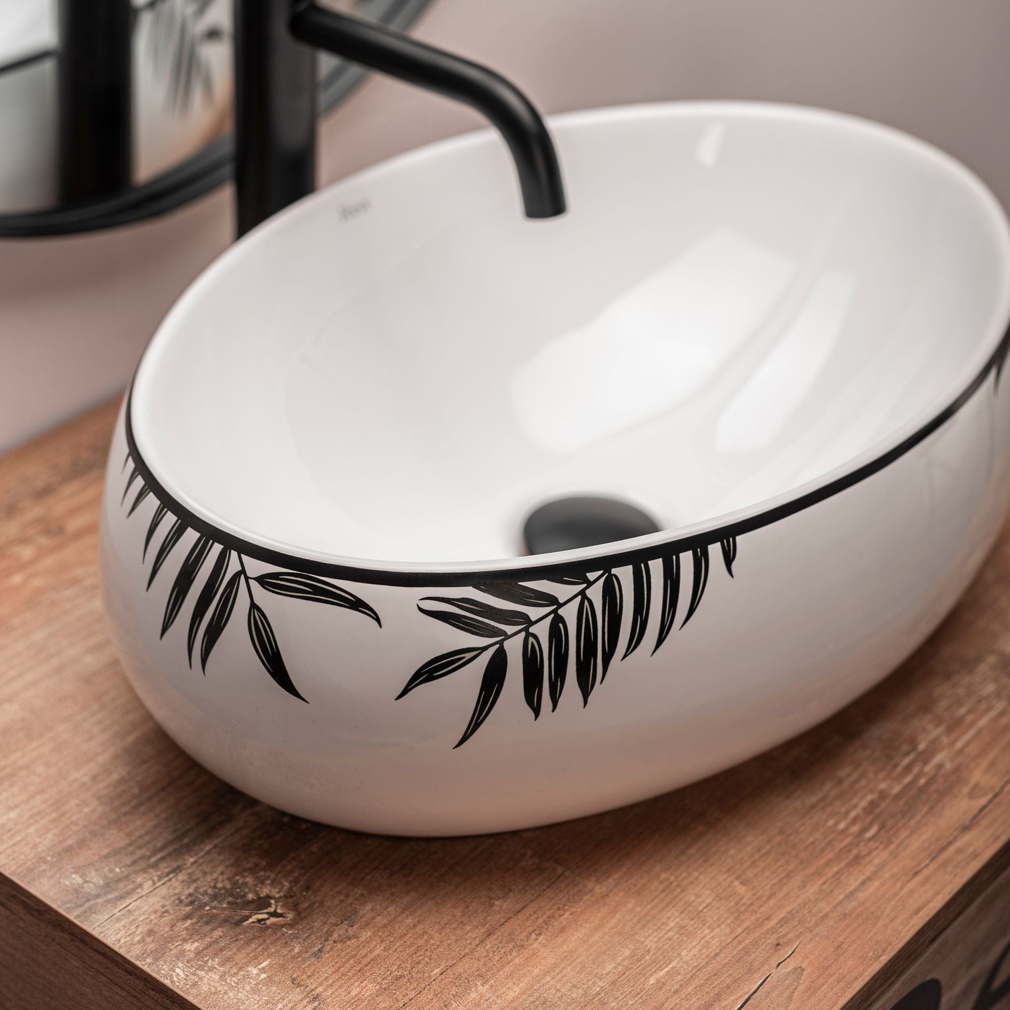 Lavoar pe blat ceramic Rea Shila , latime de 31  cm, alb