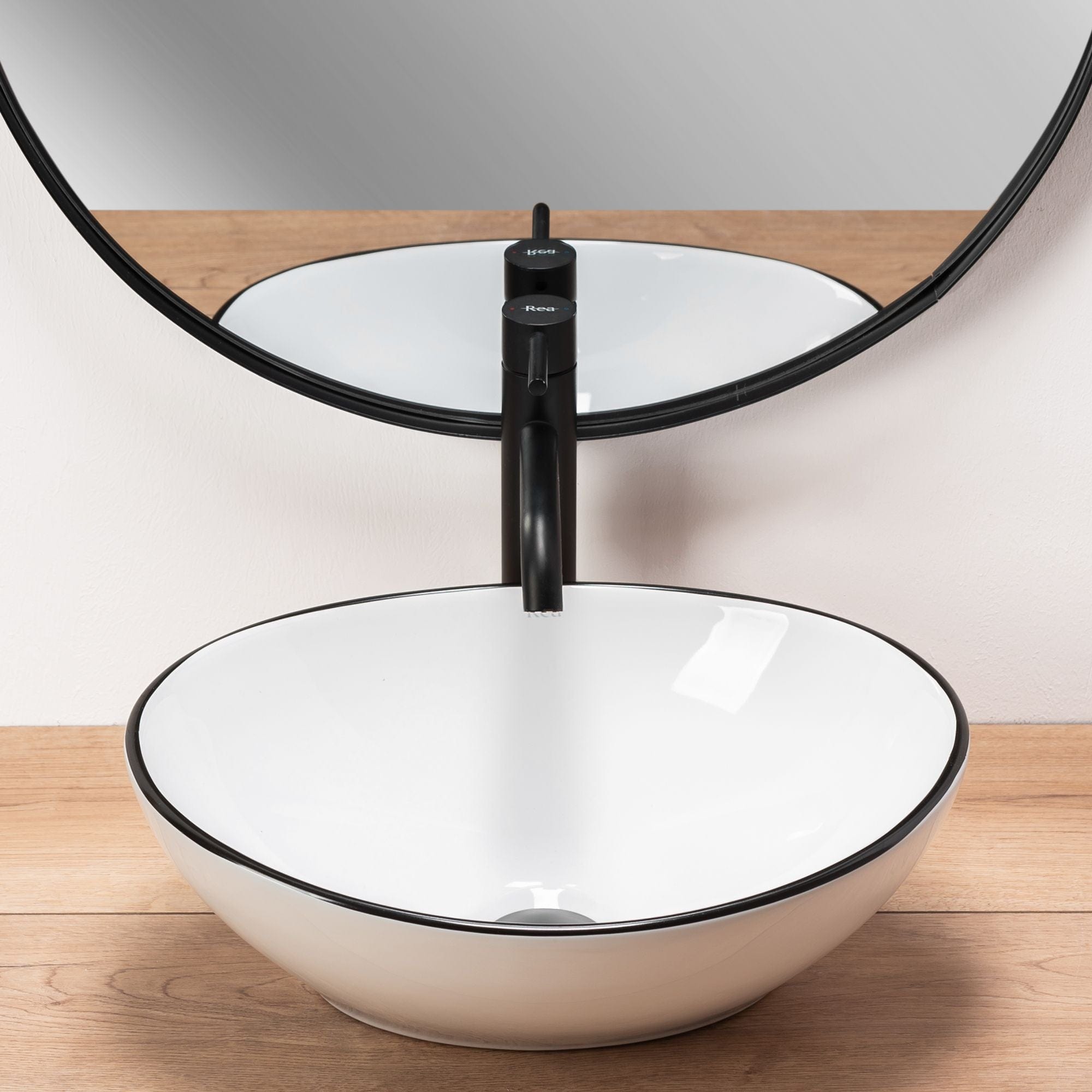 Lavoar pe blat ceramic Rea Sofia Black Edge  , latime de 34.5 cm,  alb