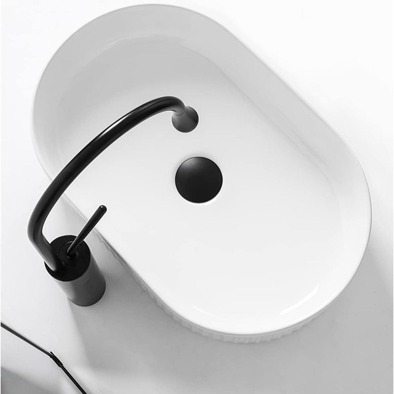Lavoar pe blat ceramic Rea Vanda  , latime de 31 cm,  alb