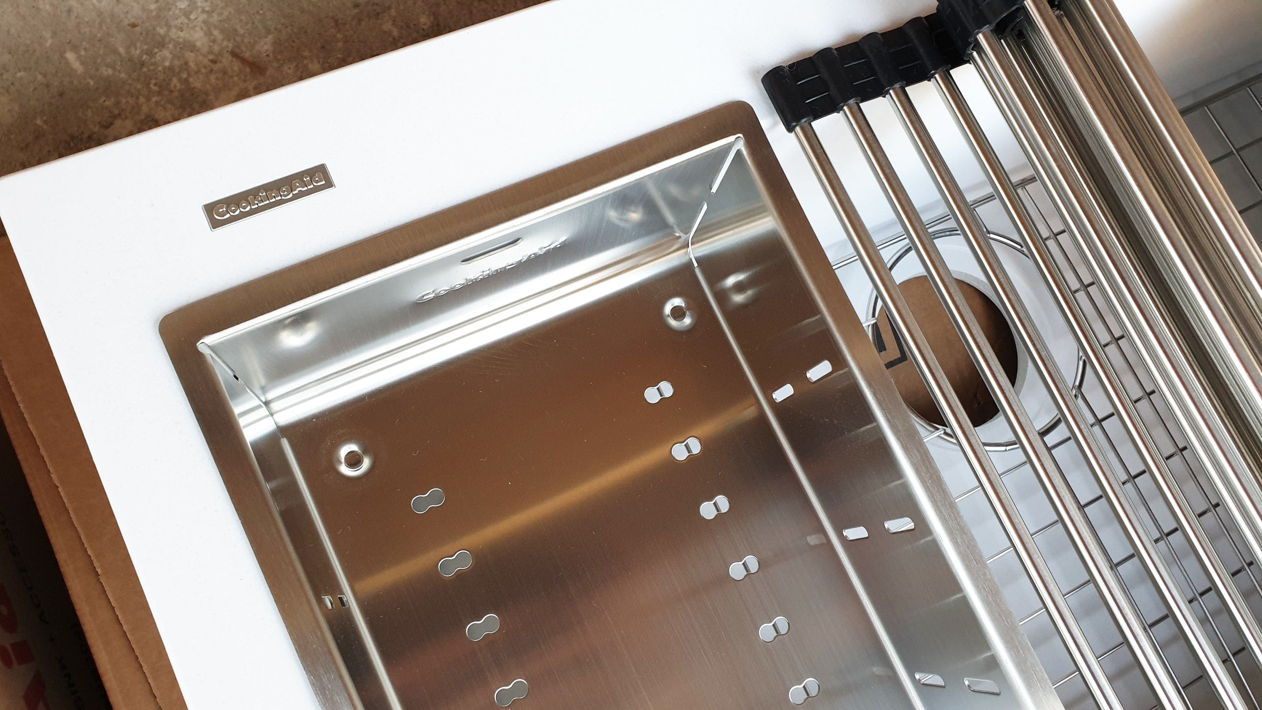 Scurgator INOX Tip Tavita Perforata pentru chiuveta, 420*200*85mm, cod:6037