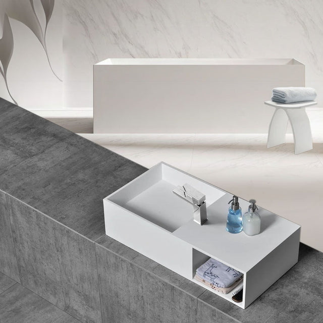 Set baie, cada freestanding de 170 cm, cu lavoar pe blat si scaun, din compozit, alb mat, MonBlari