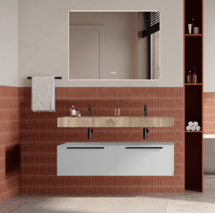 Set mobilier baie suspendat alb mat, lavoar imitatie lemn  si oglinda, manere negre, 120 cm, SaviniDue Iconica